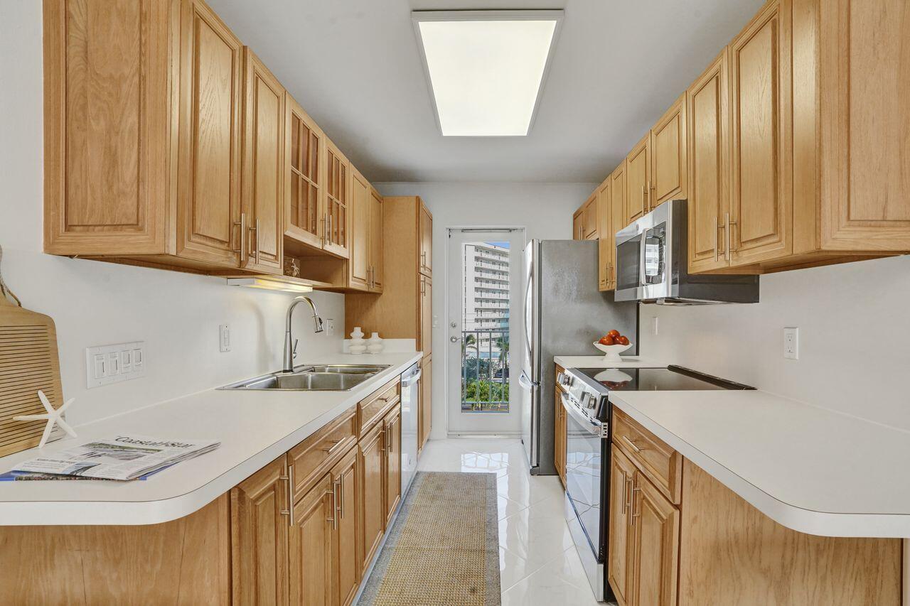 3100 S Ocean Boulevard 502