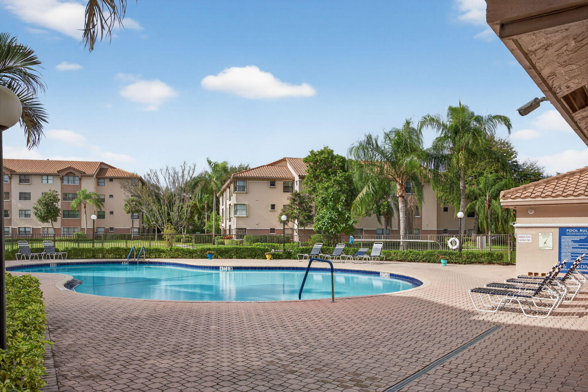 4450 NW 30th Street 218