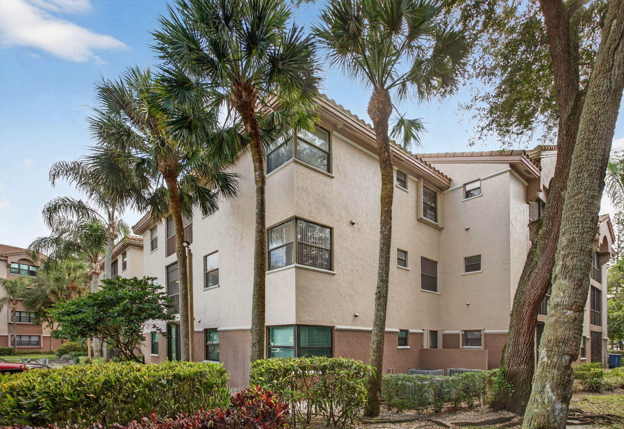 4450 NW 30th Street 218