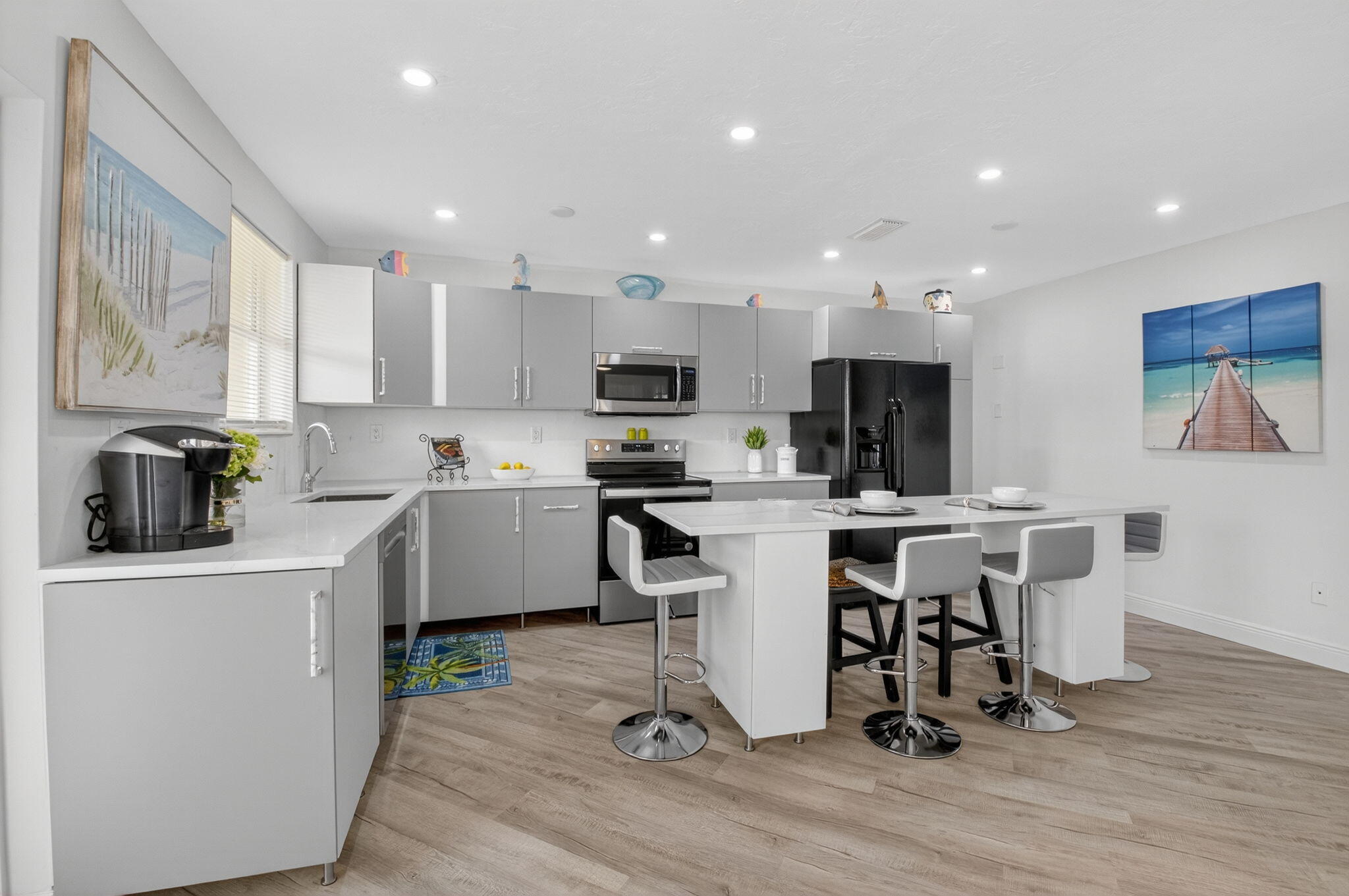 930 Osceola Drive 8