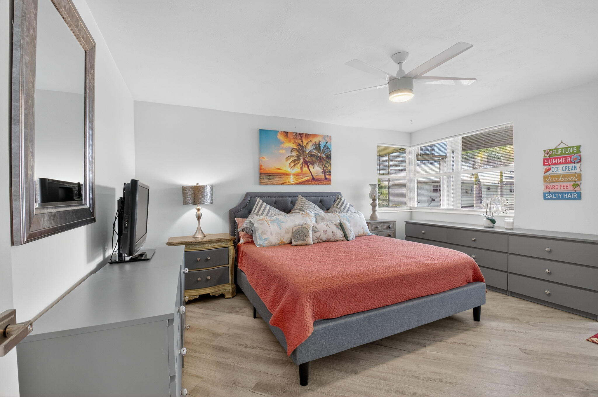930 Osceola Drive 8