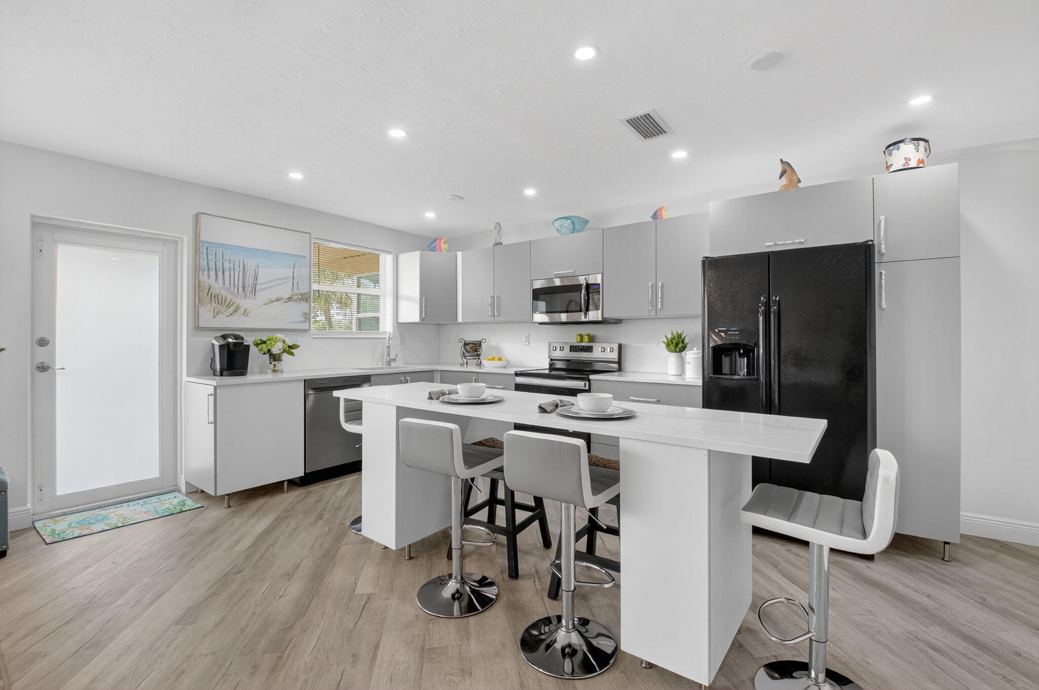 930 Osceola Drive 8