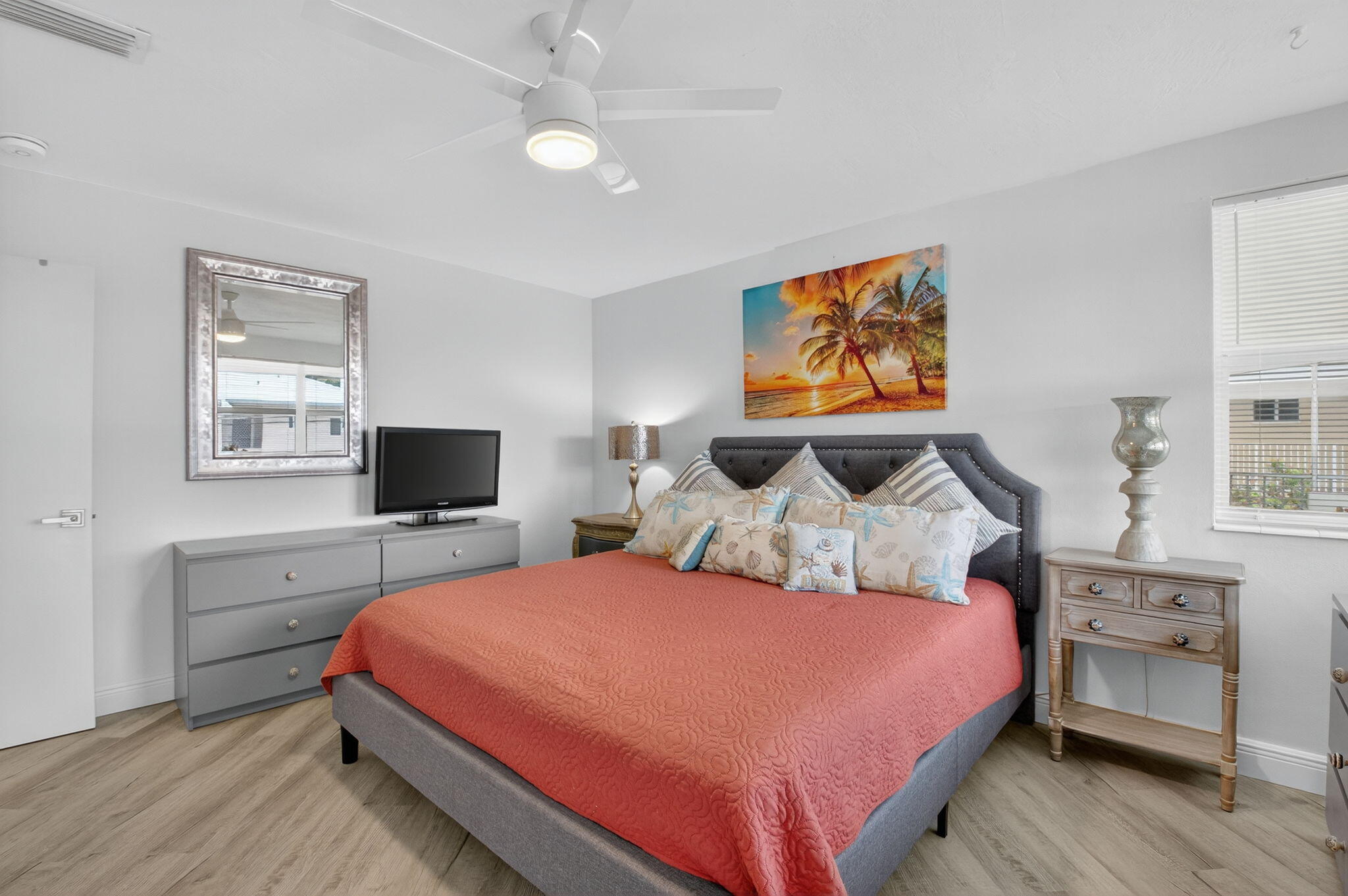 930 Osceola Drive 8