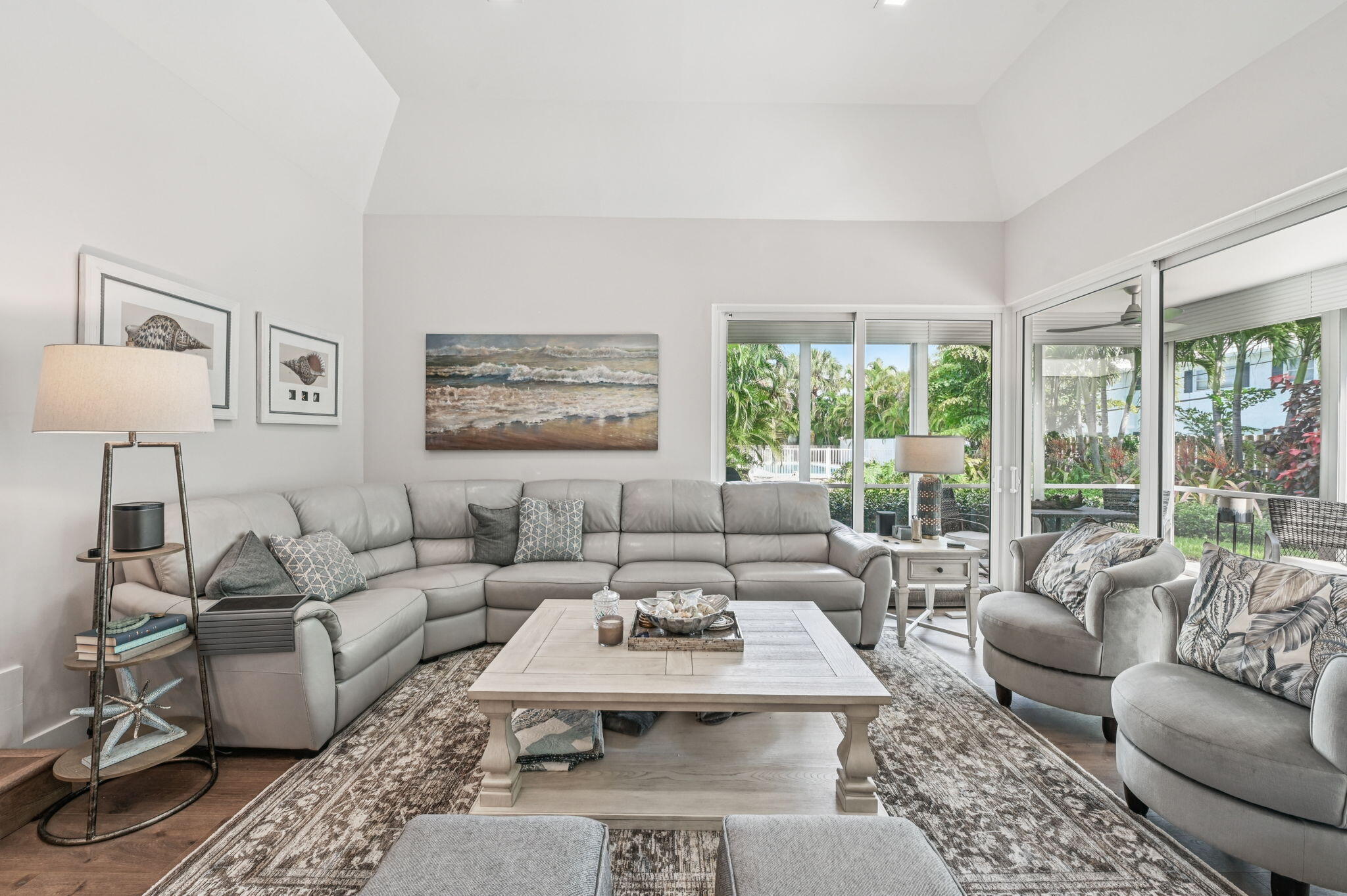 660 Forsyth Street 7