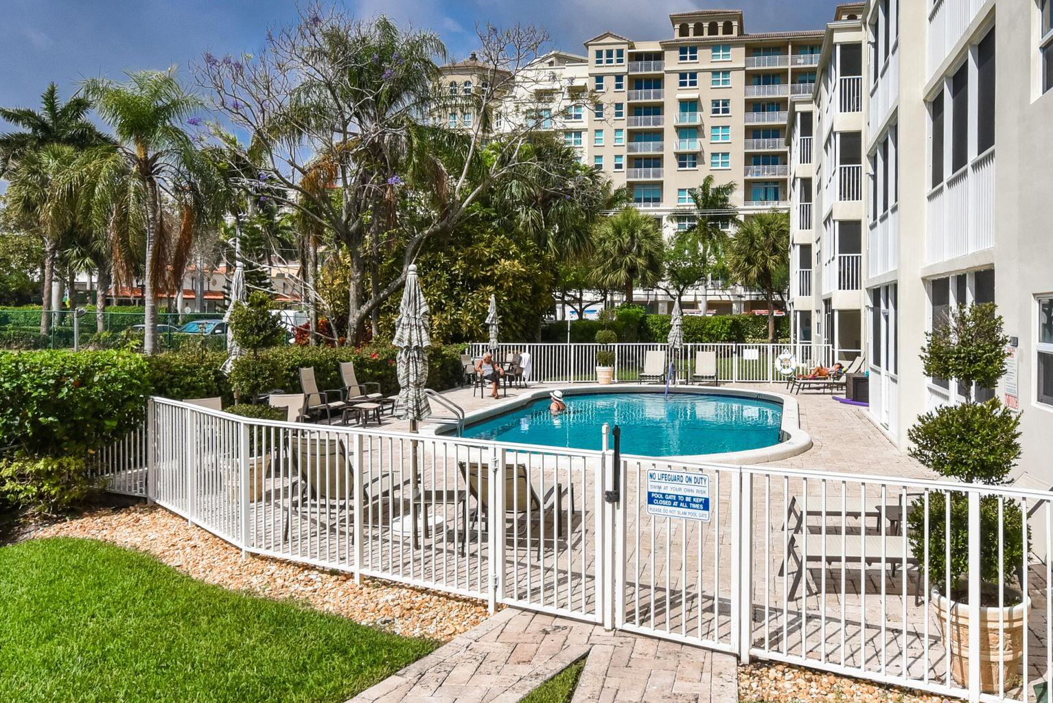 200 E Royal Palm Road 304