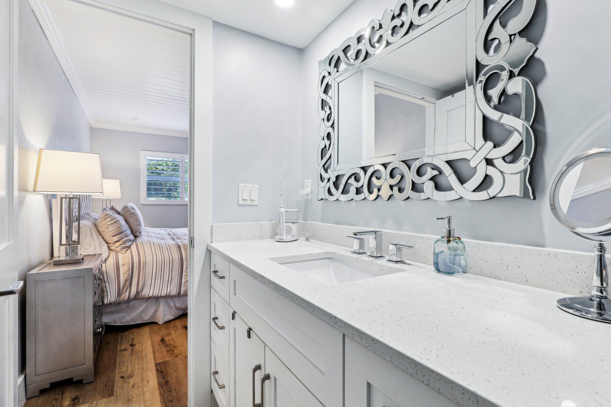 200 E Royal Palm Road 304