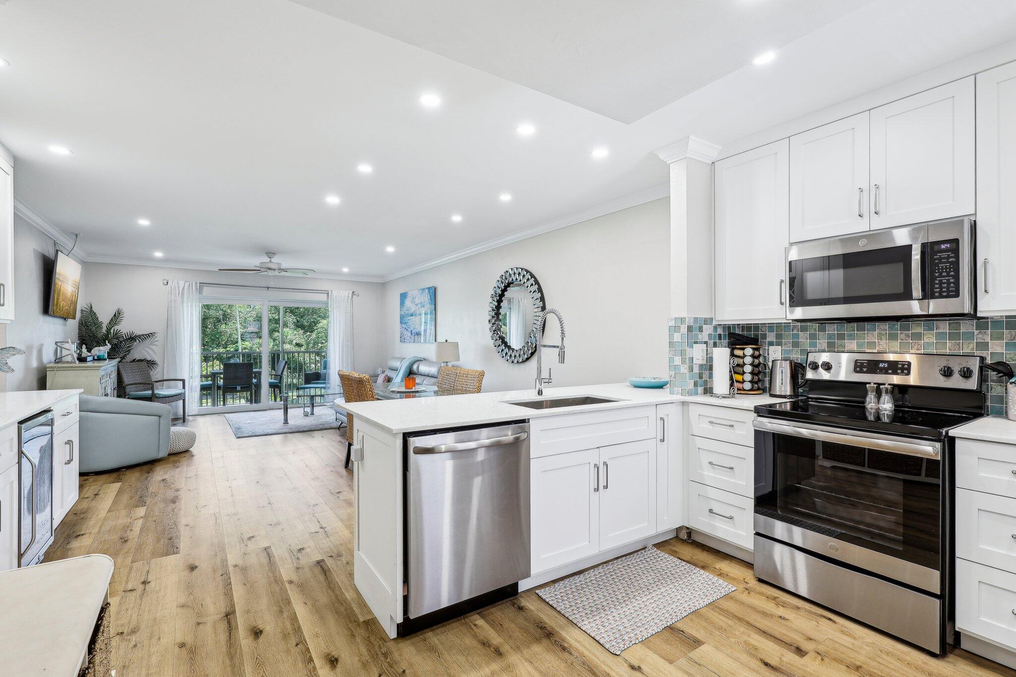 200 E Royal Palm Road 304