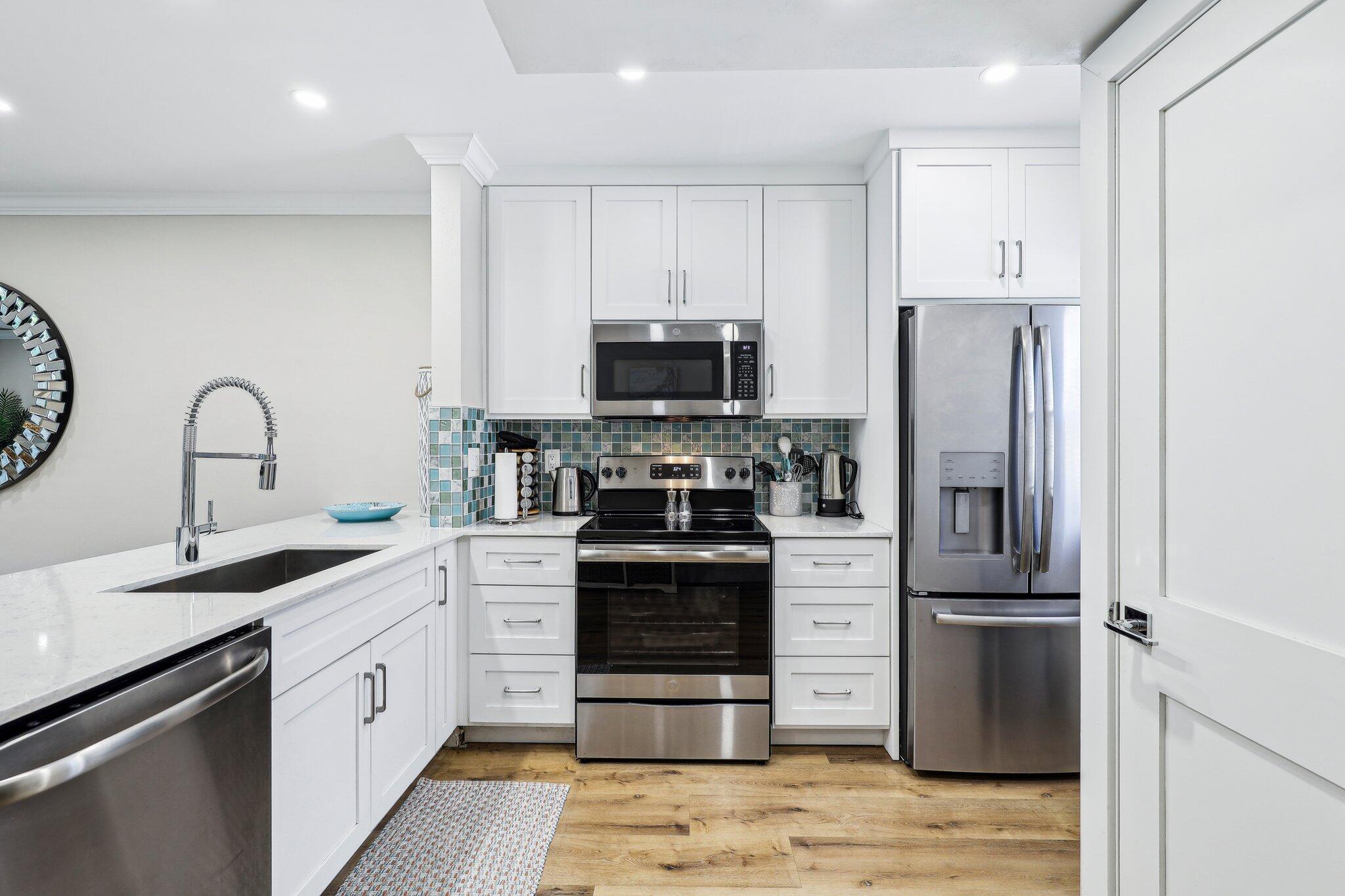 200 E Royal Palm Road 304