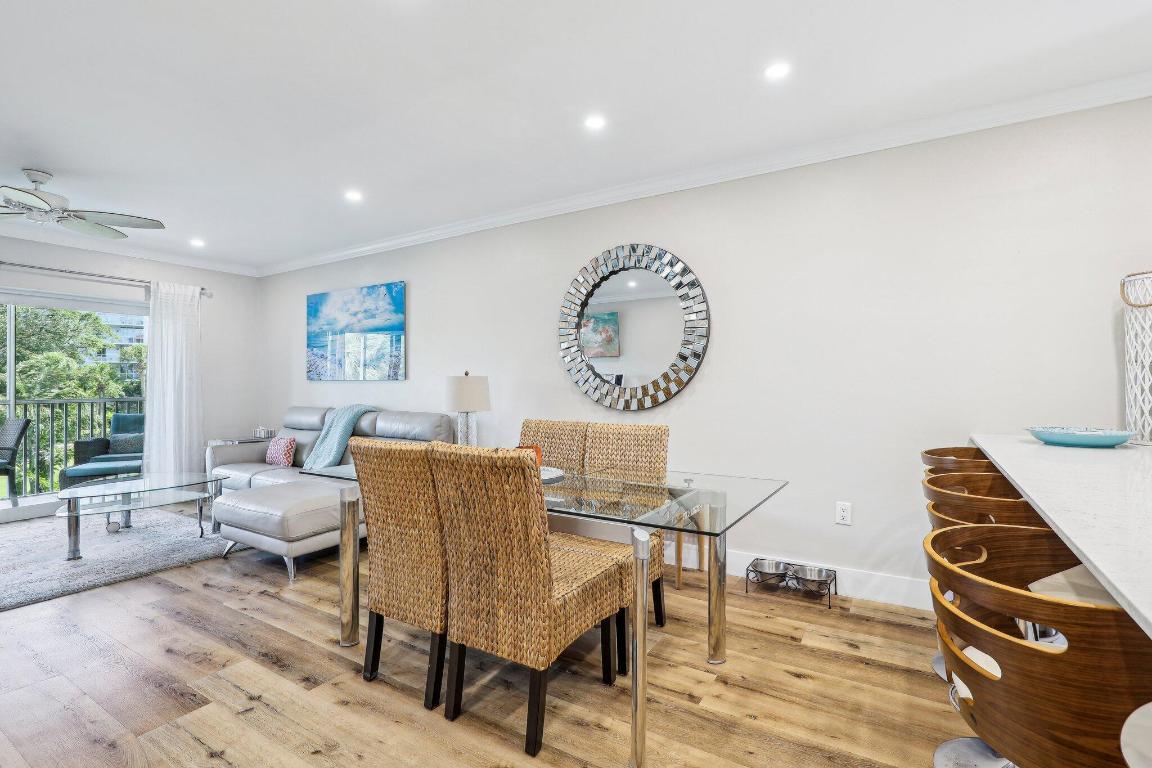 200 E Royal Palm Road 304