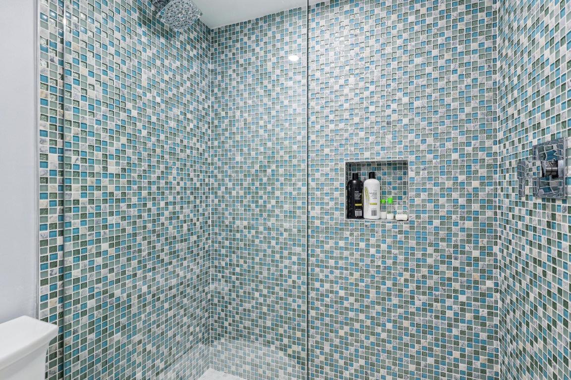 200 E Royal Palm Road 304