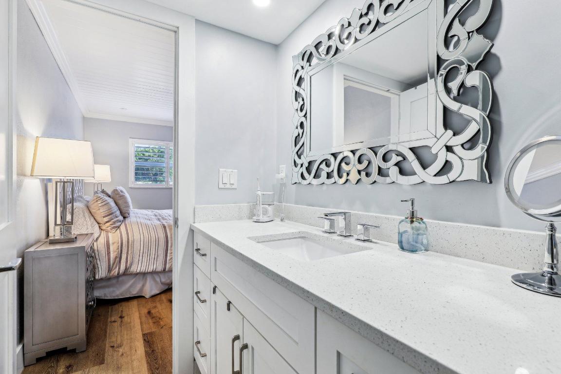 200 E Royal Palm Road 304