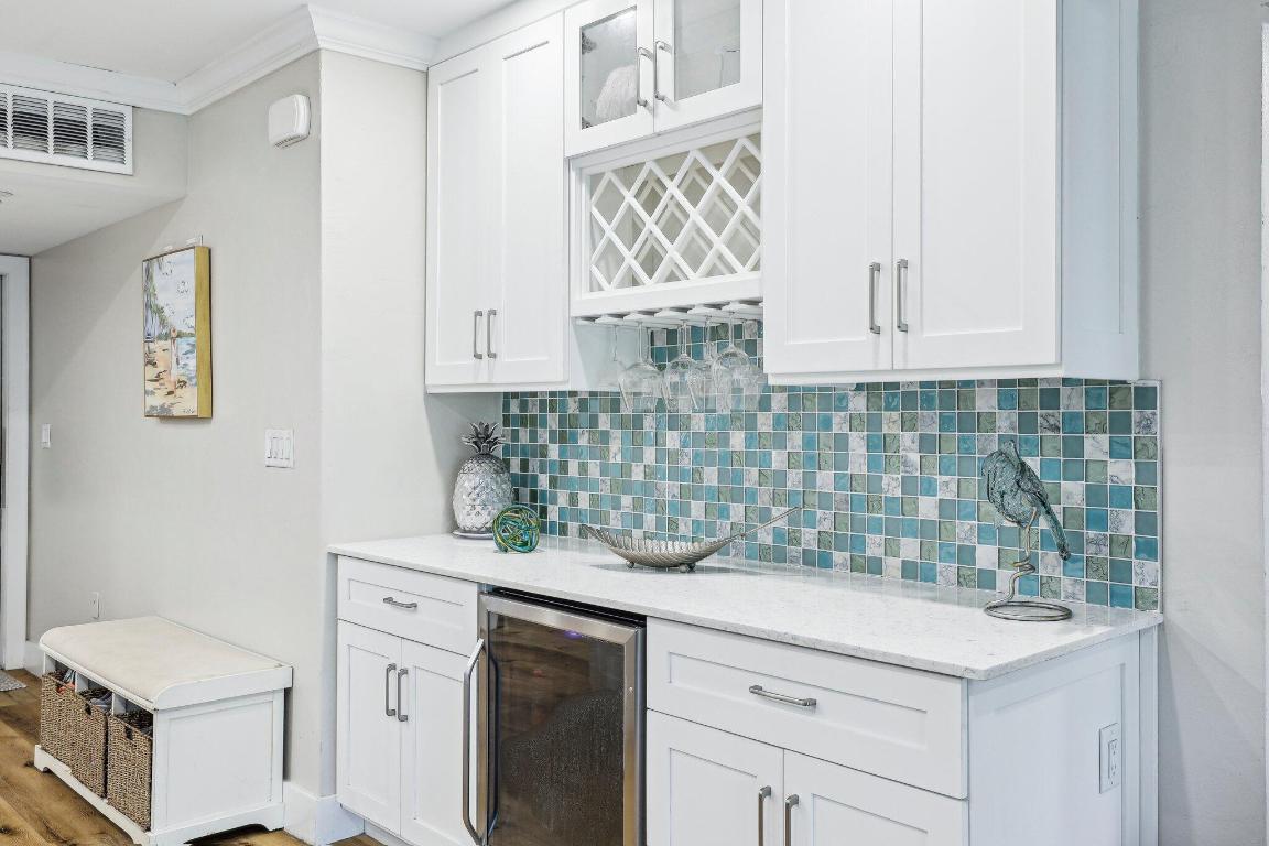 200 E Royal Palm Road 304