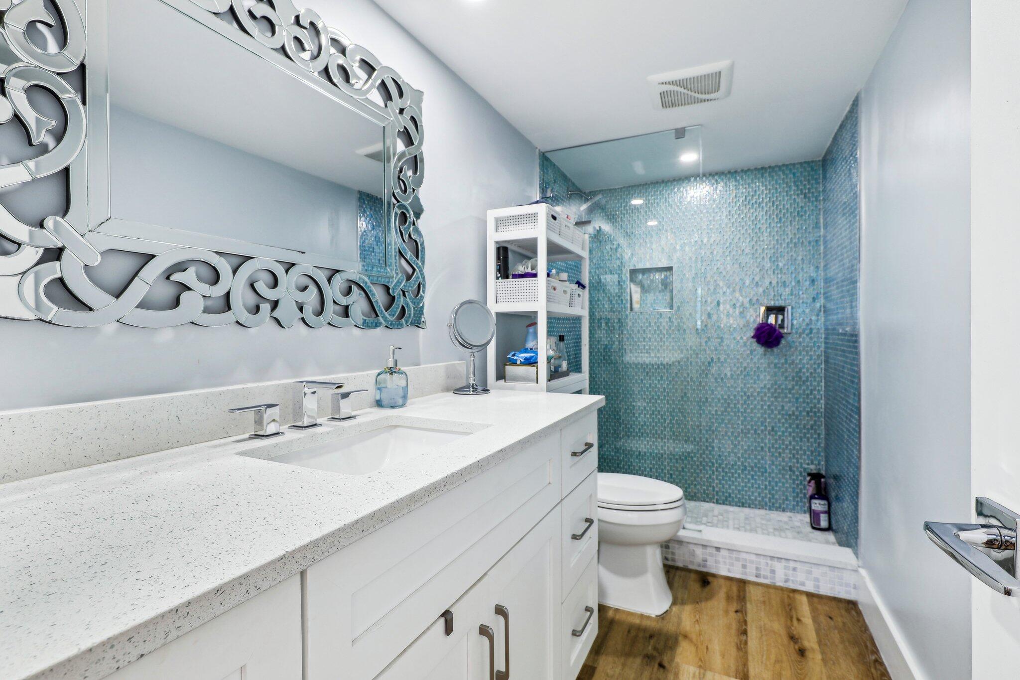 200 E Royal Palm Road 304