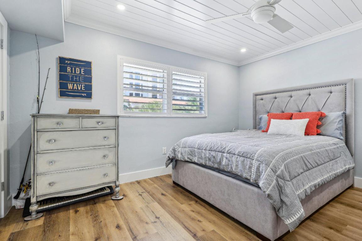 200 E Royal Palm Road 304