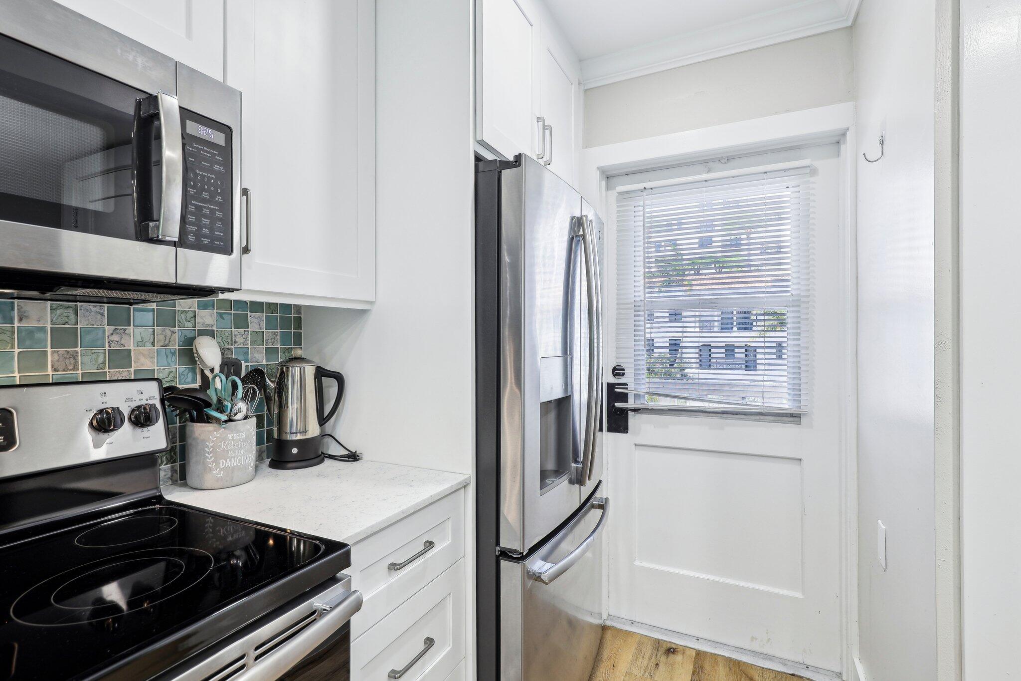 200 E Royal Palm Road 304