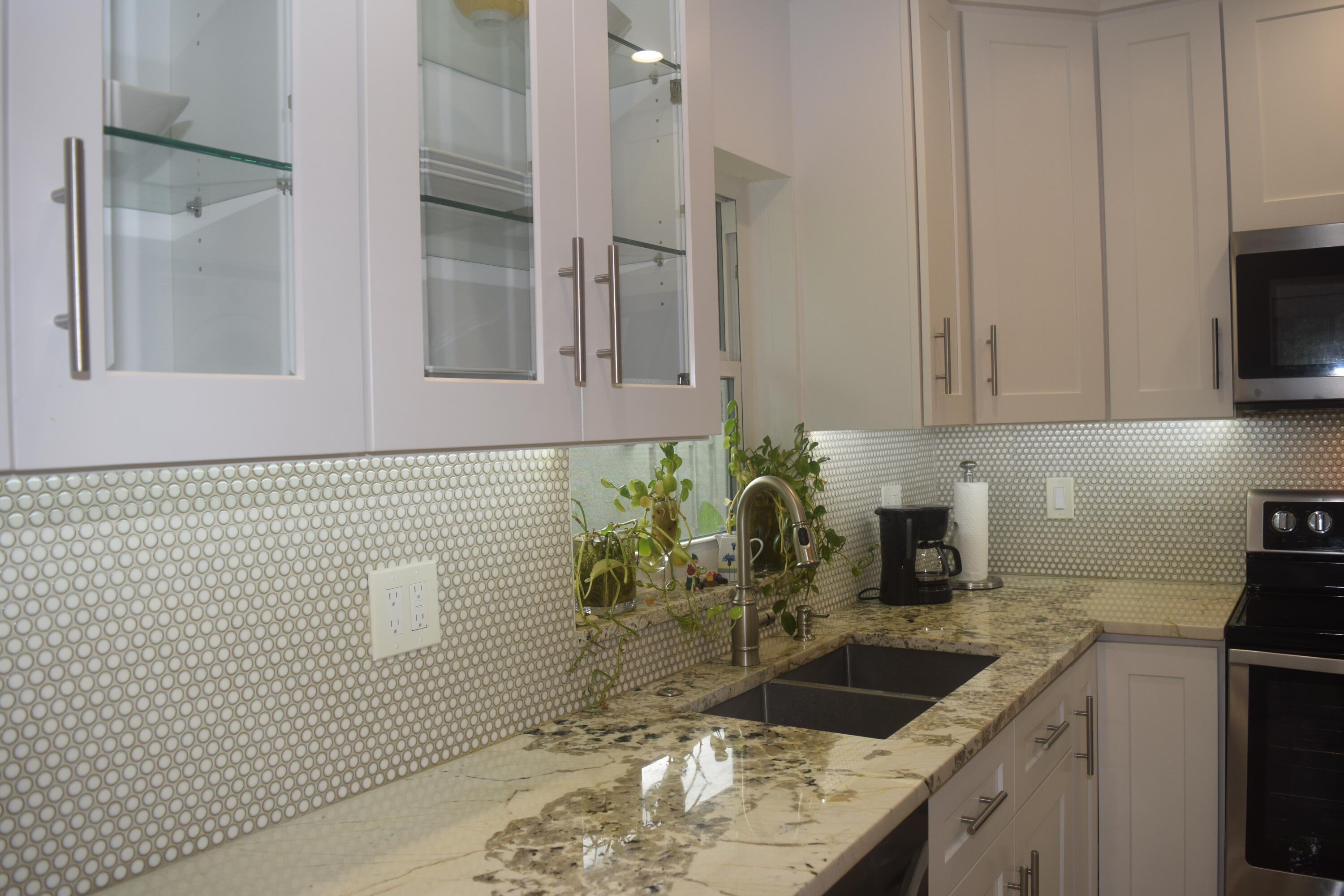 5700 Queen Palm Court A