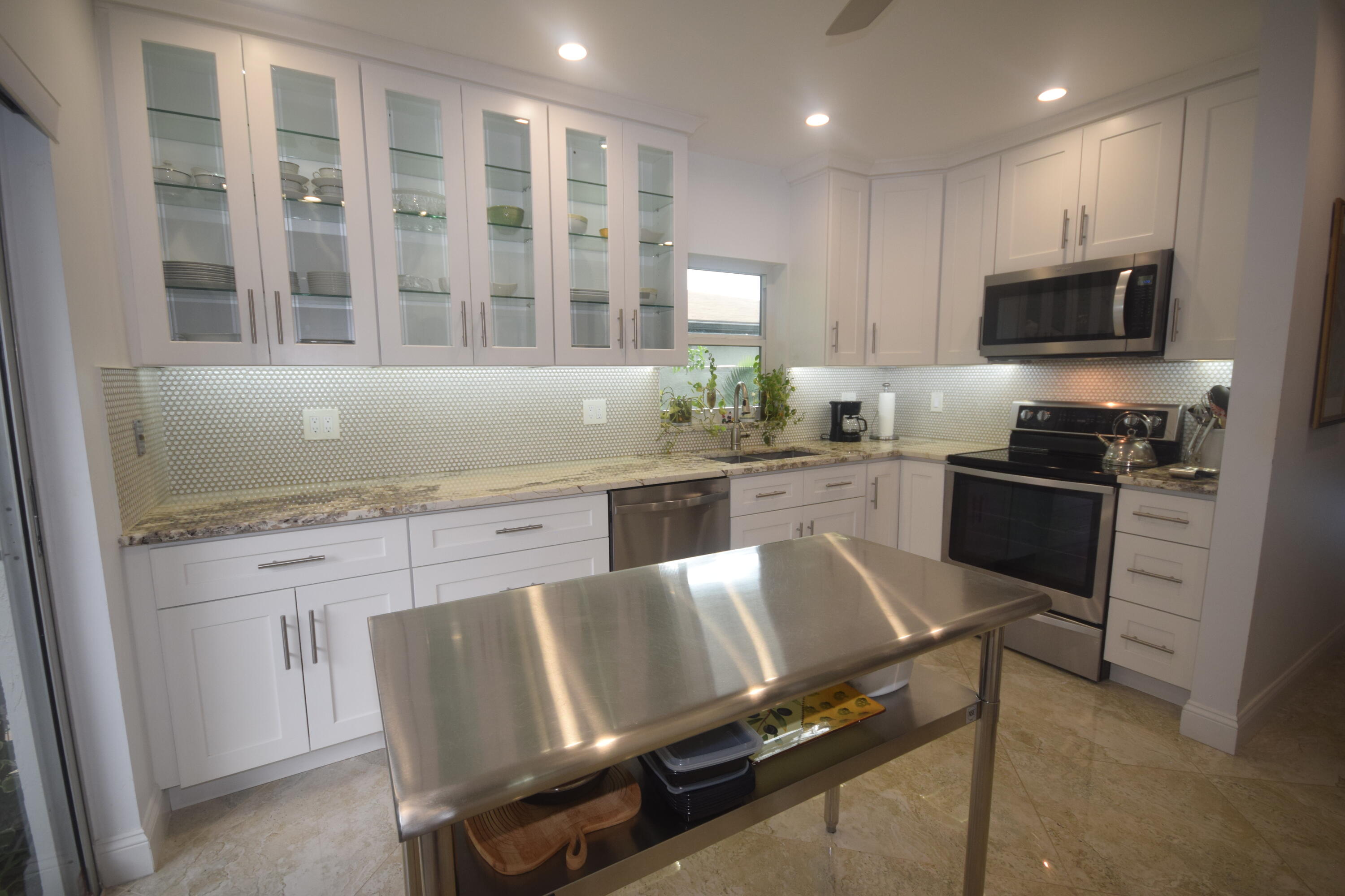 5700 Queen Palm Court A