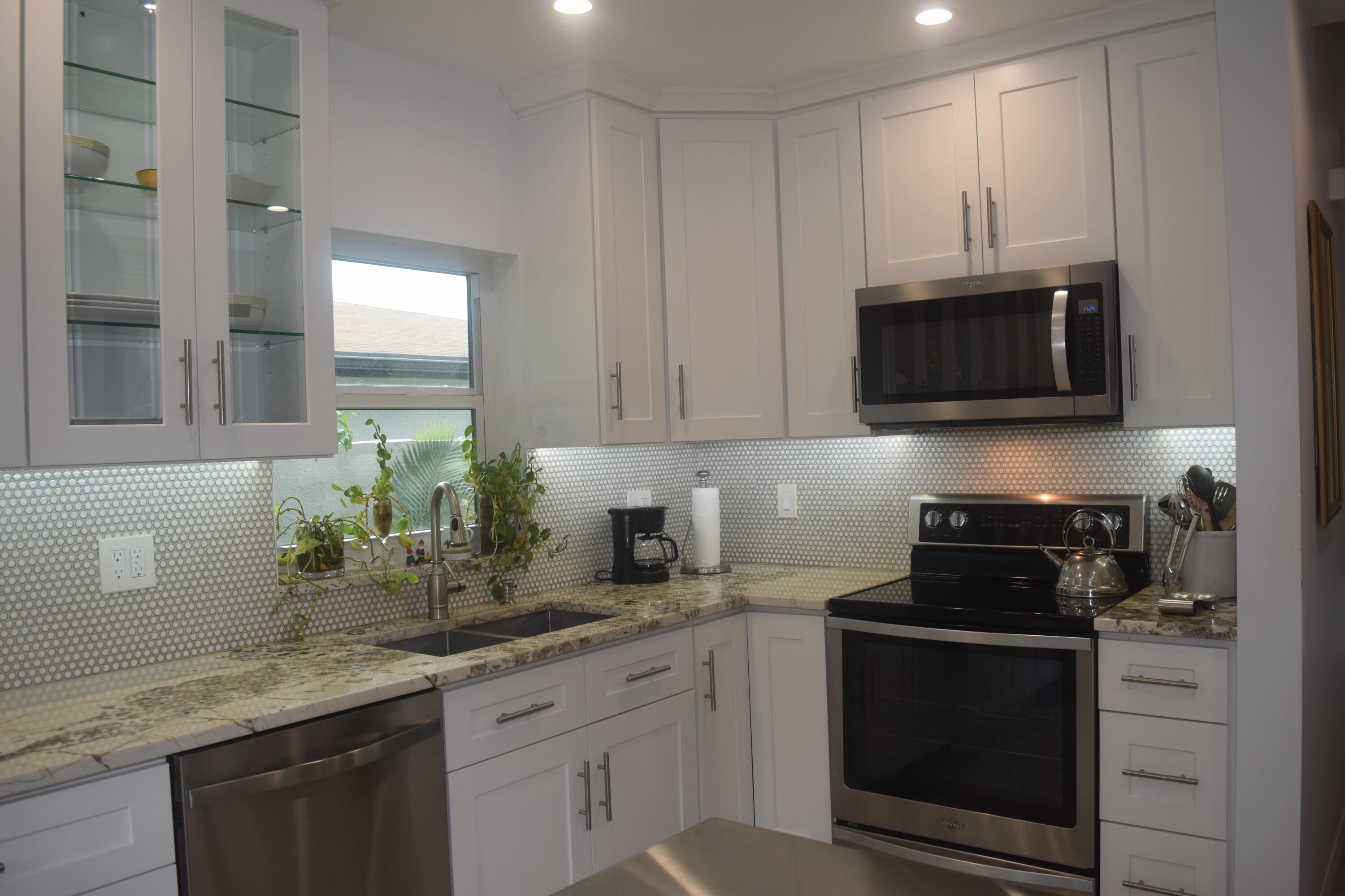 5700 Queen Palm Court A