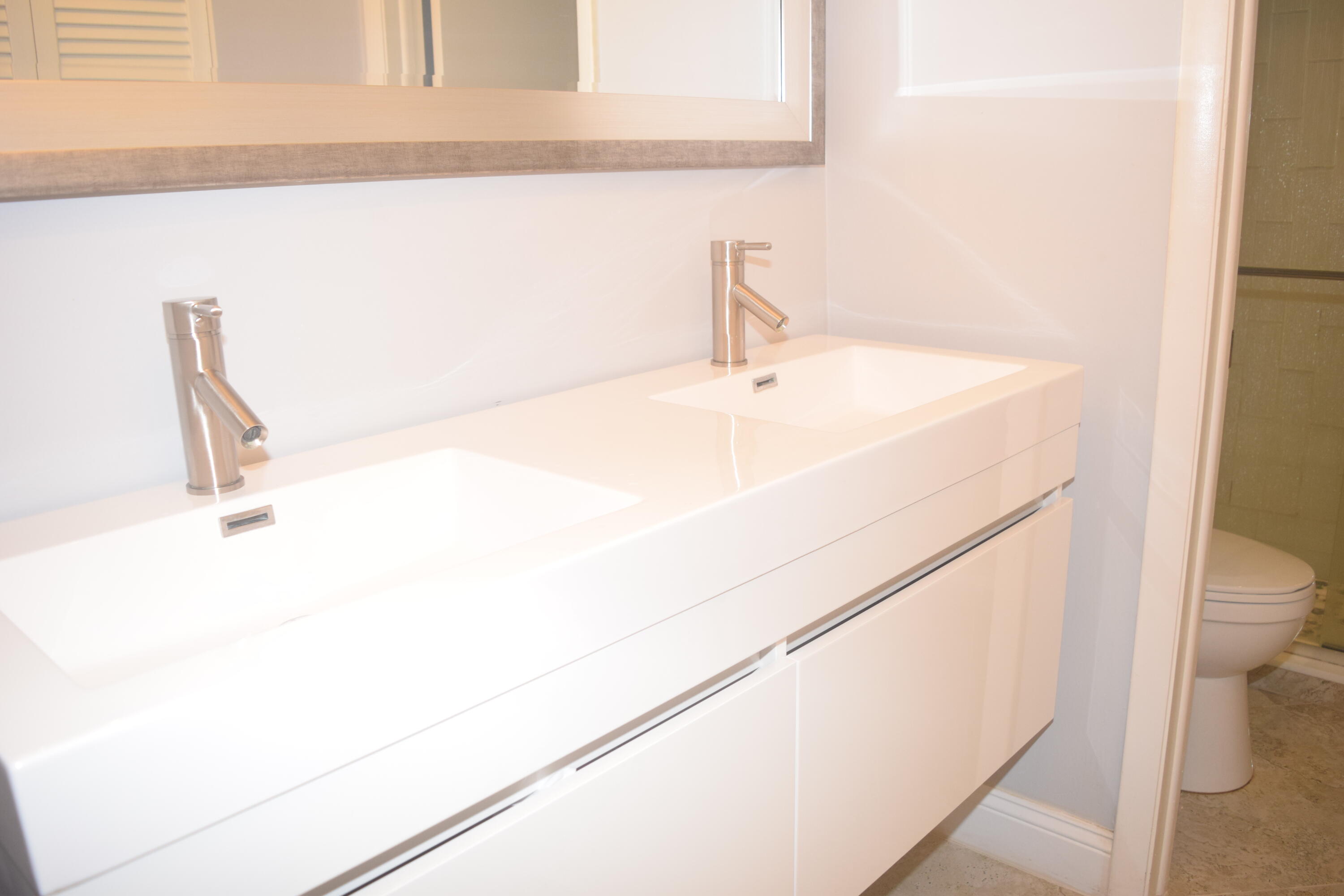 5700 Queen Palm Court A