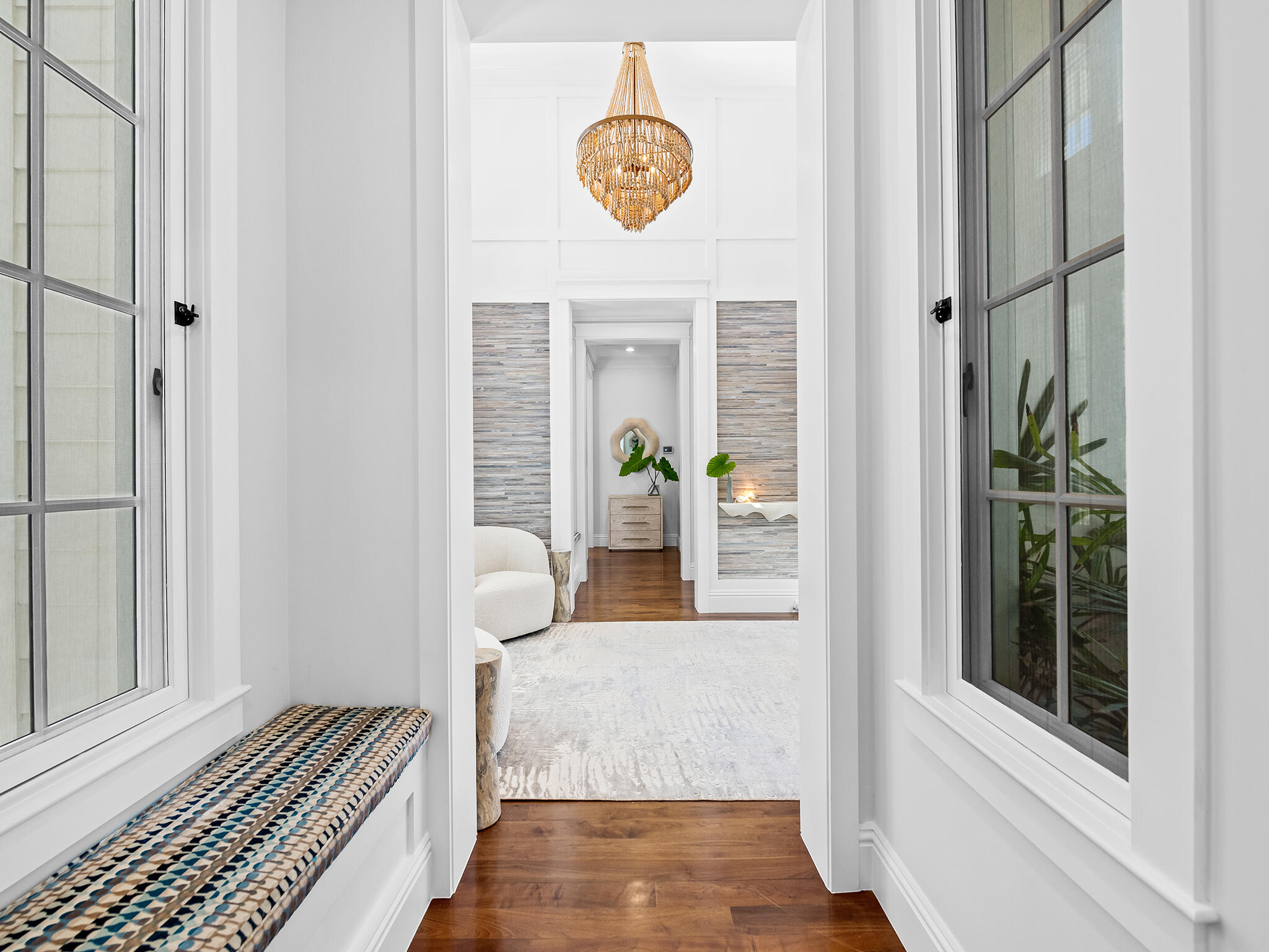 1102 N Vista Del Mar Drive