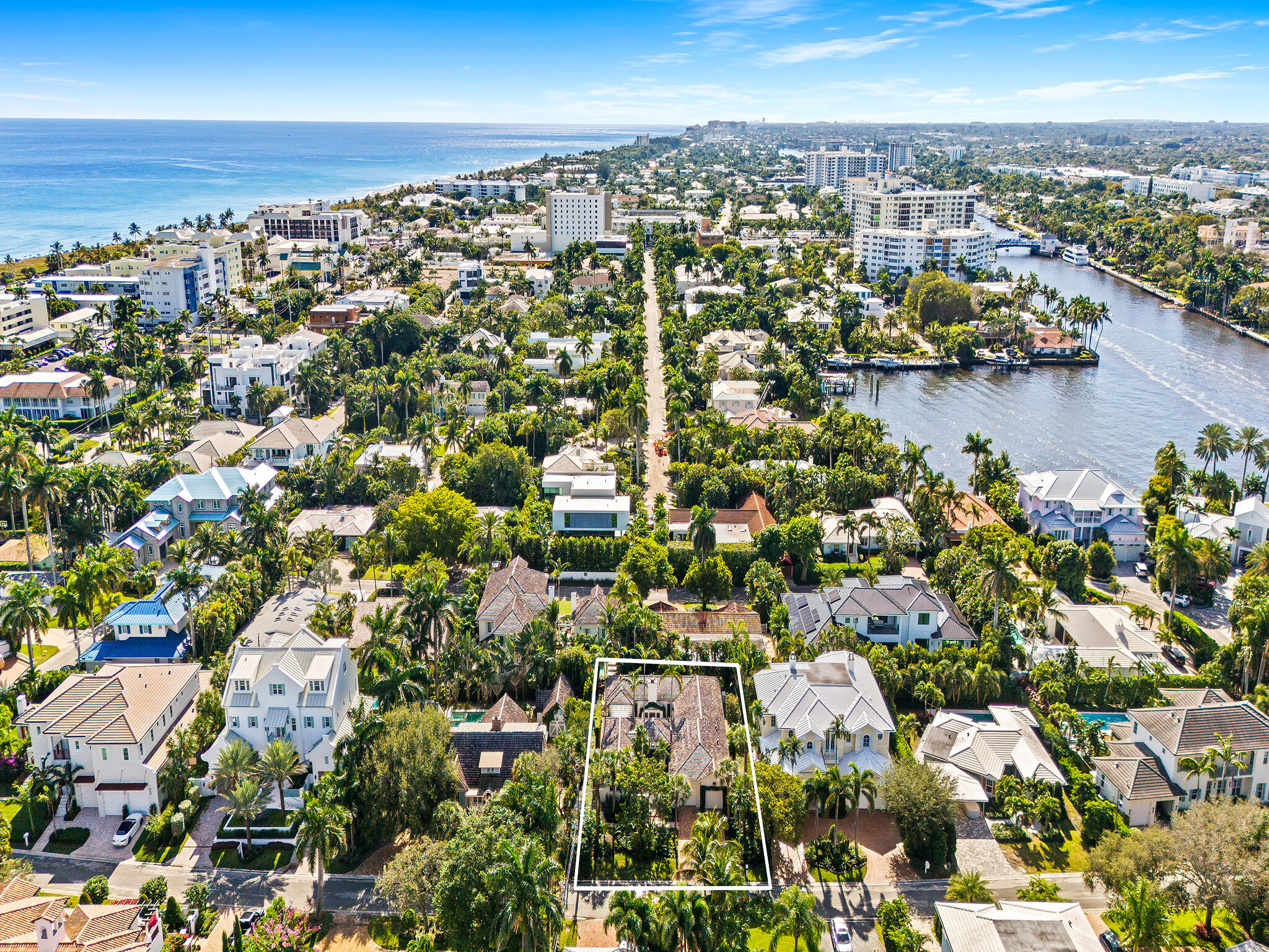 1102 N Vista Del Mar Drive
