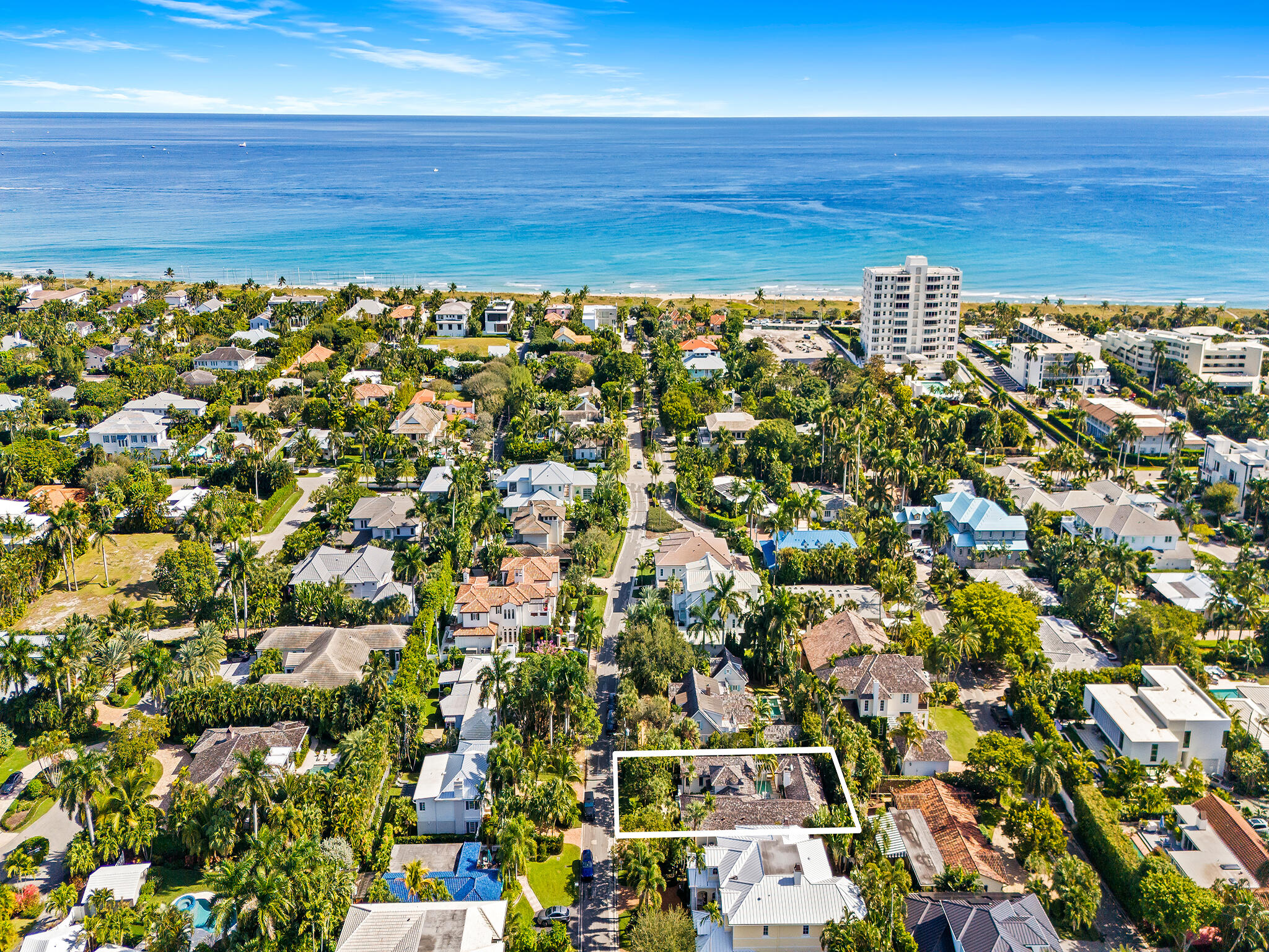 1102 N Vista Del Mar Drive