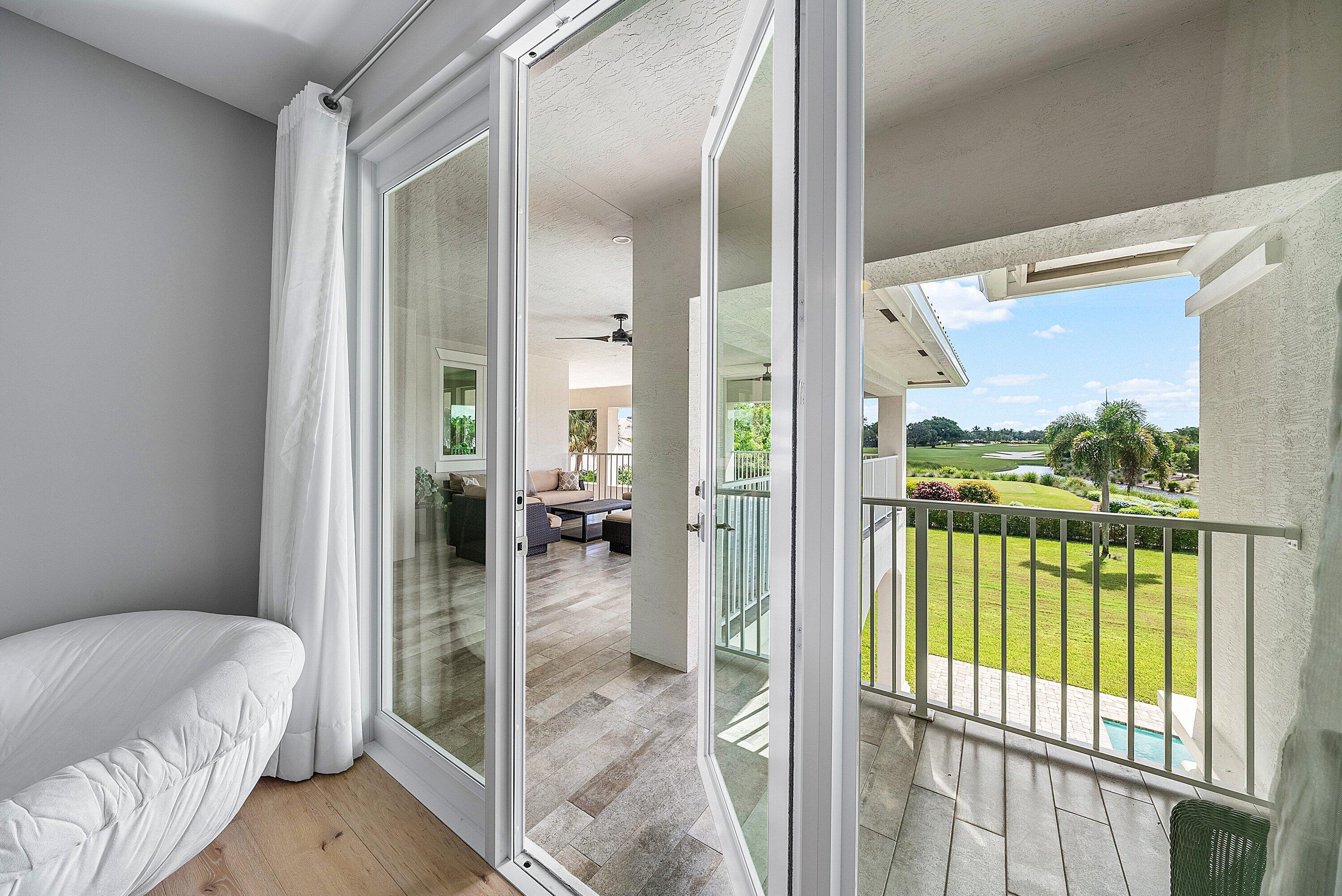 4600 Bocaire Boulevard