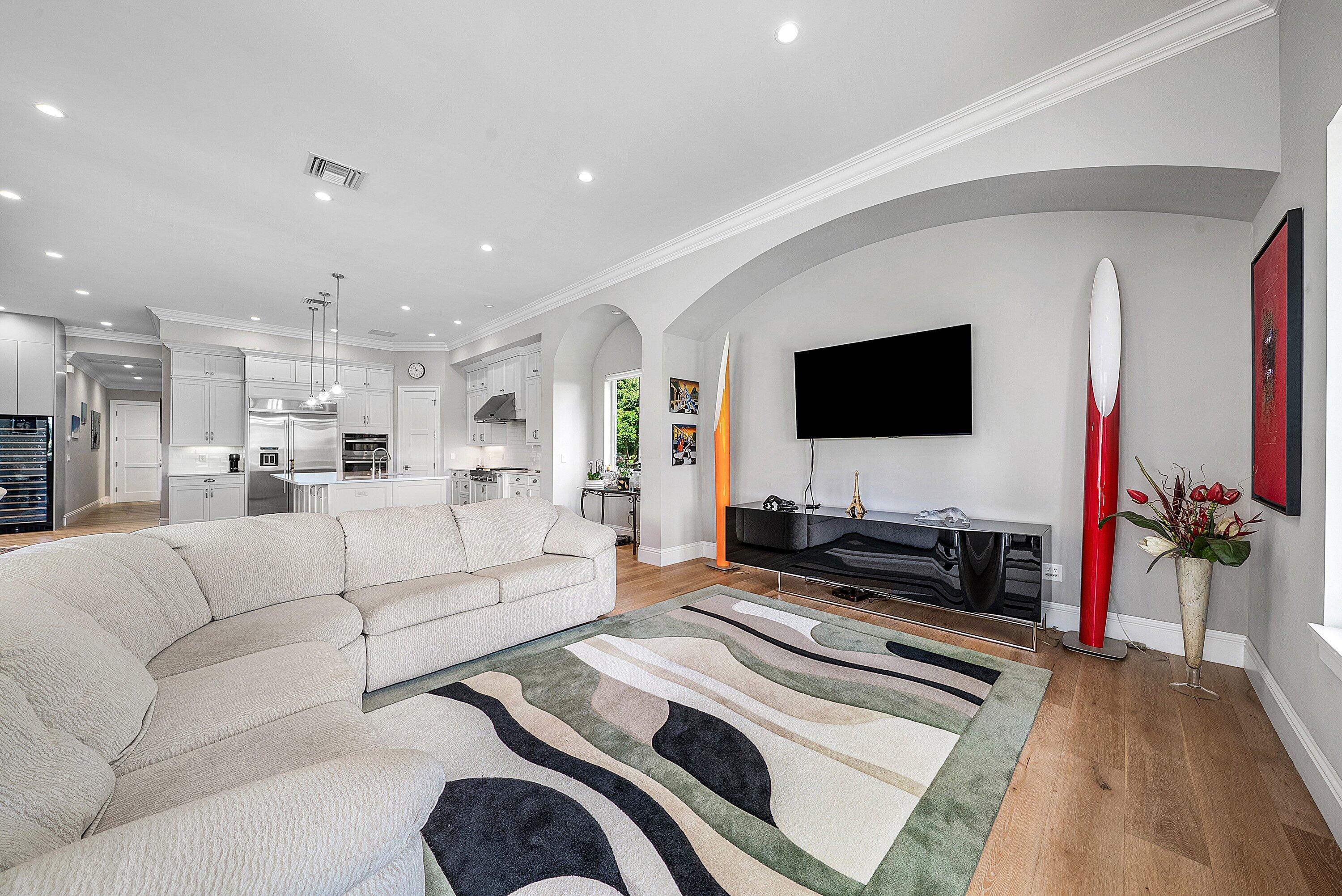 4600 Bocaire Boulevard