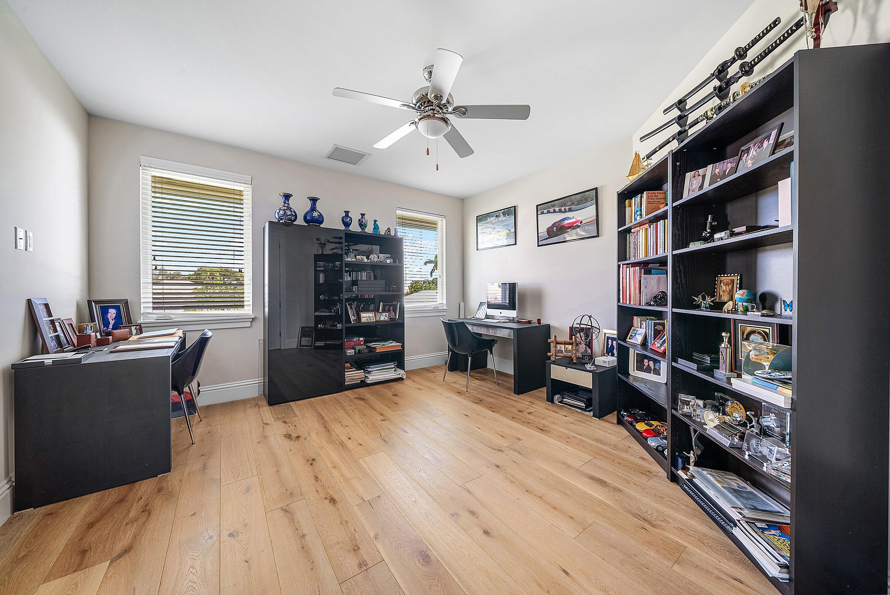 4600 Bocaire Boulevard