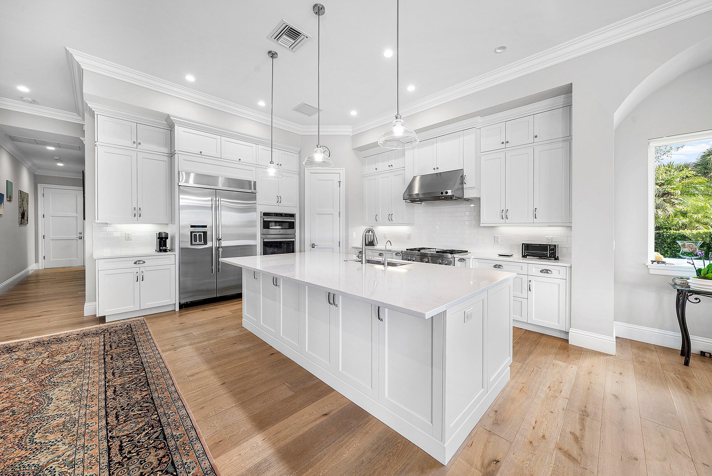 4600 Bocaire Boulevard