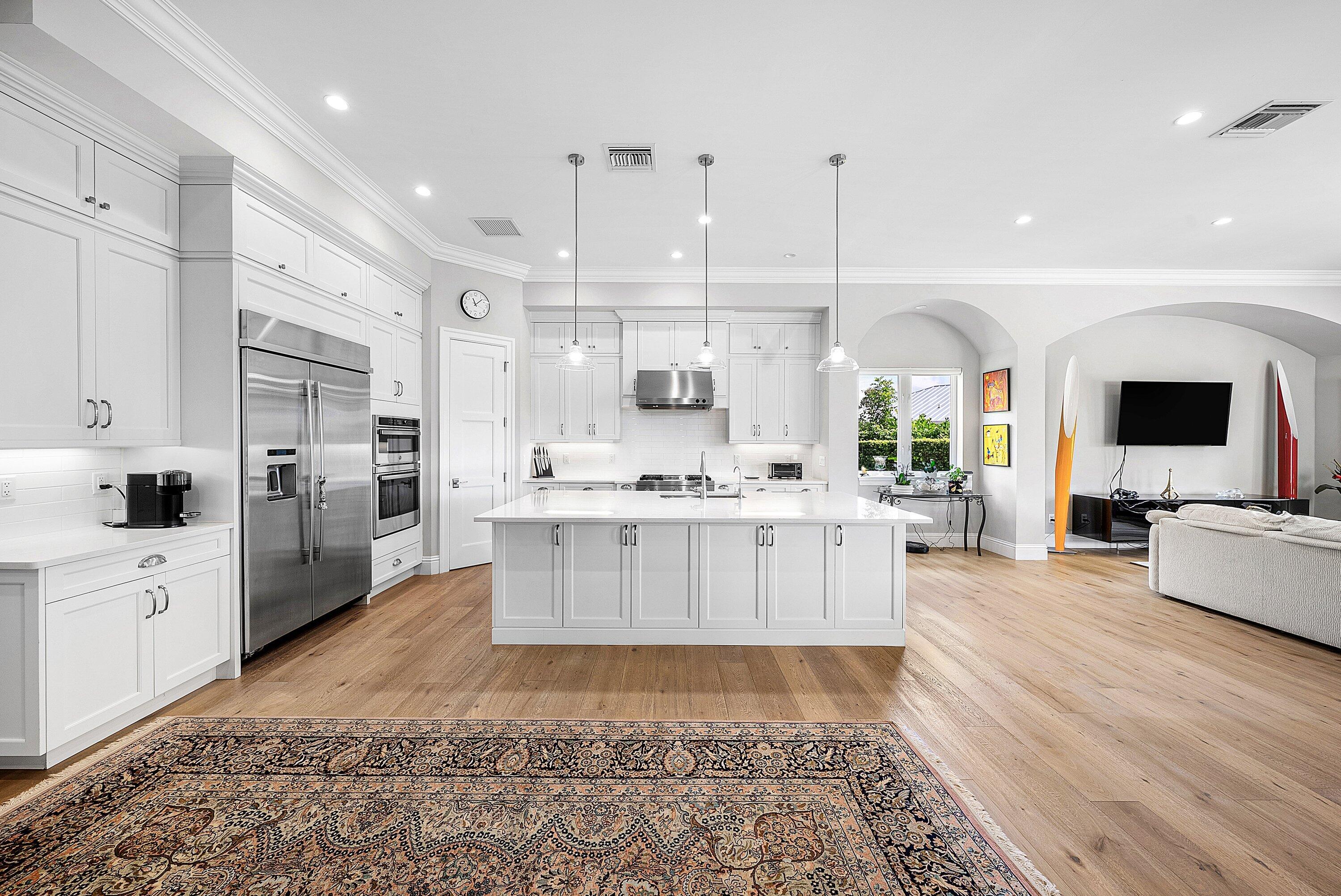 4600 Bocaire Boulevard