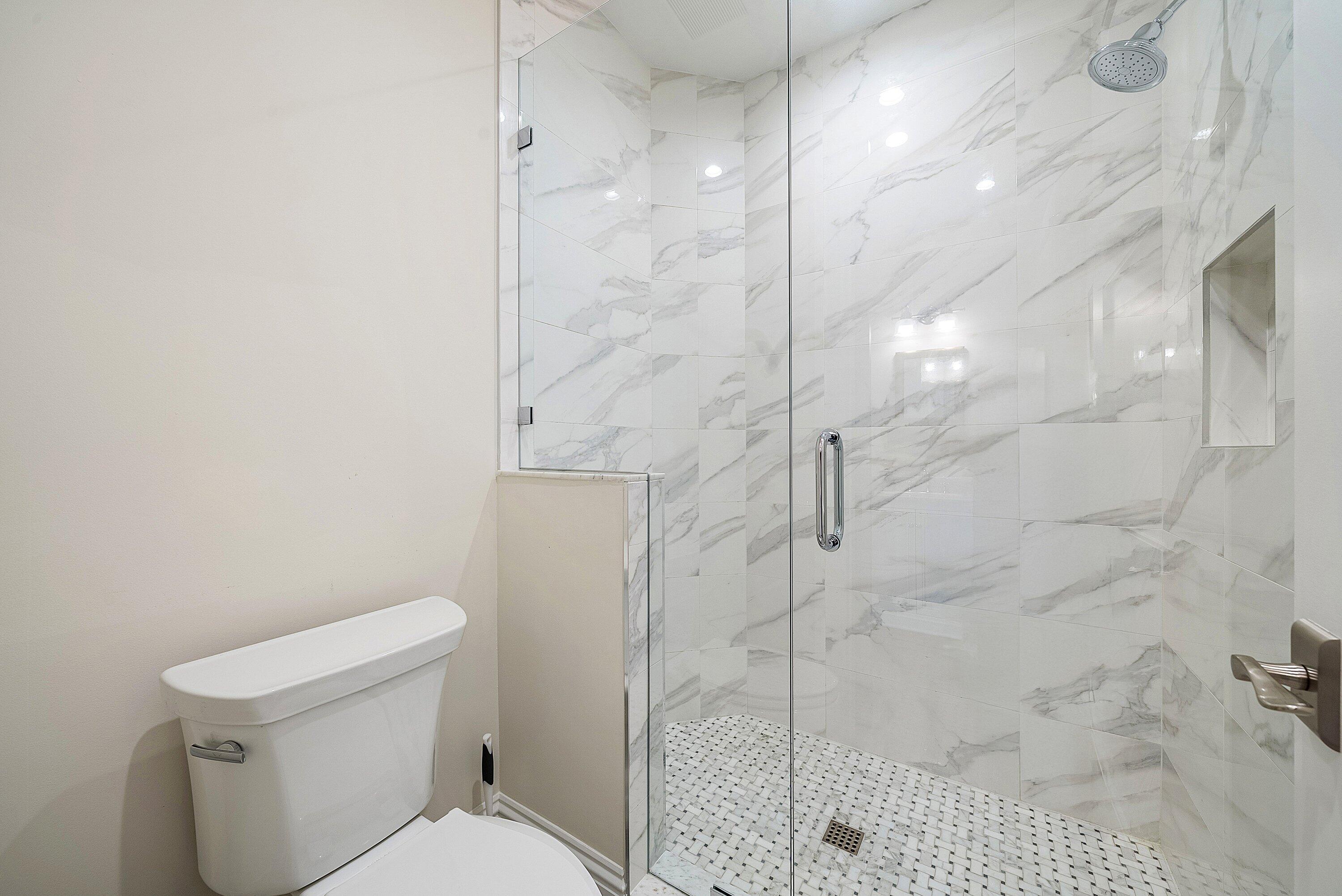 4600 Bocaire Boulevard