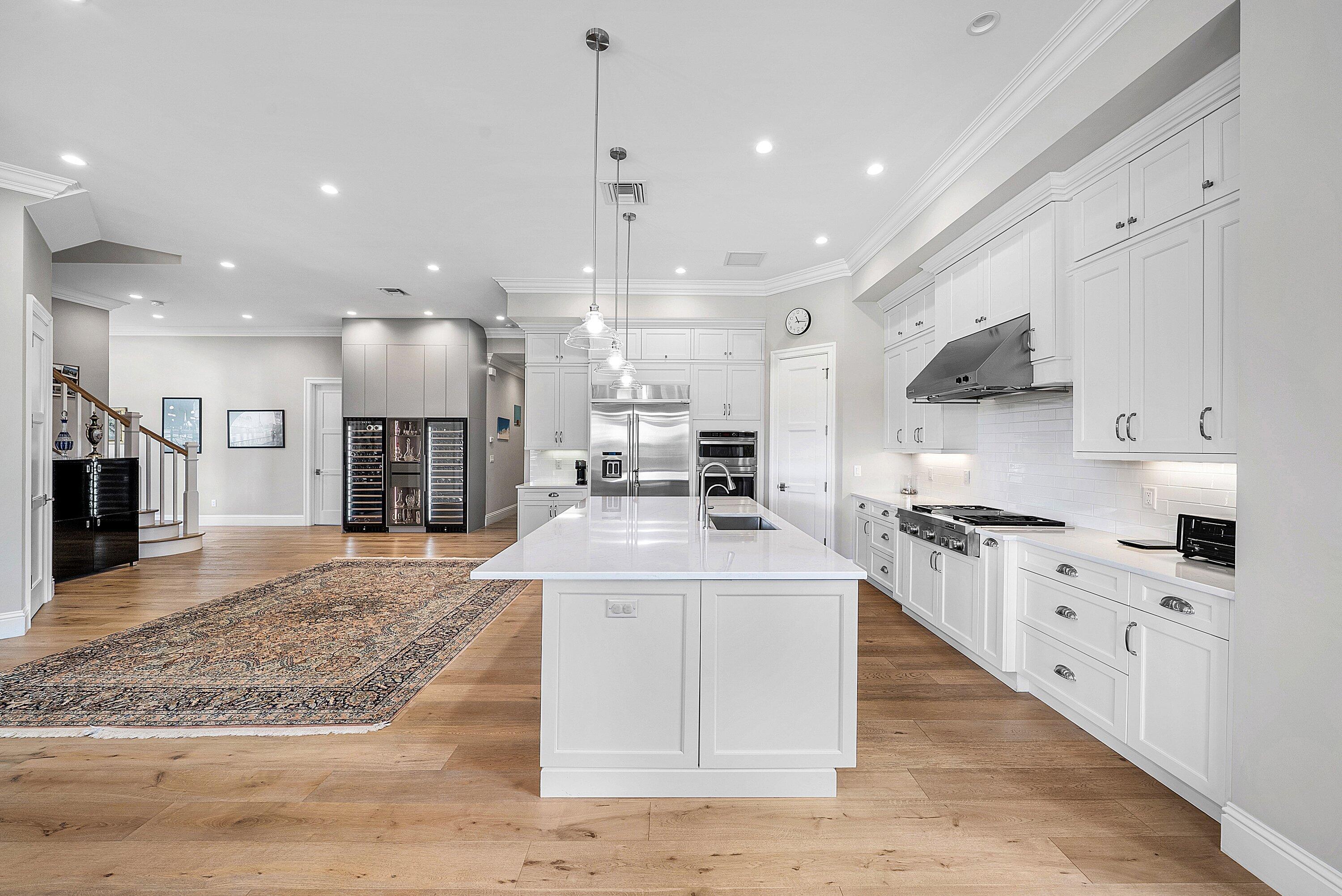 4600 Bocaire Boulevard