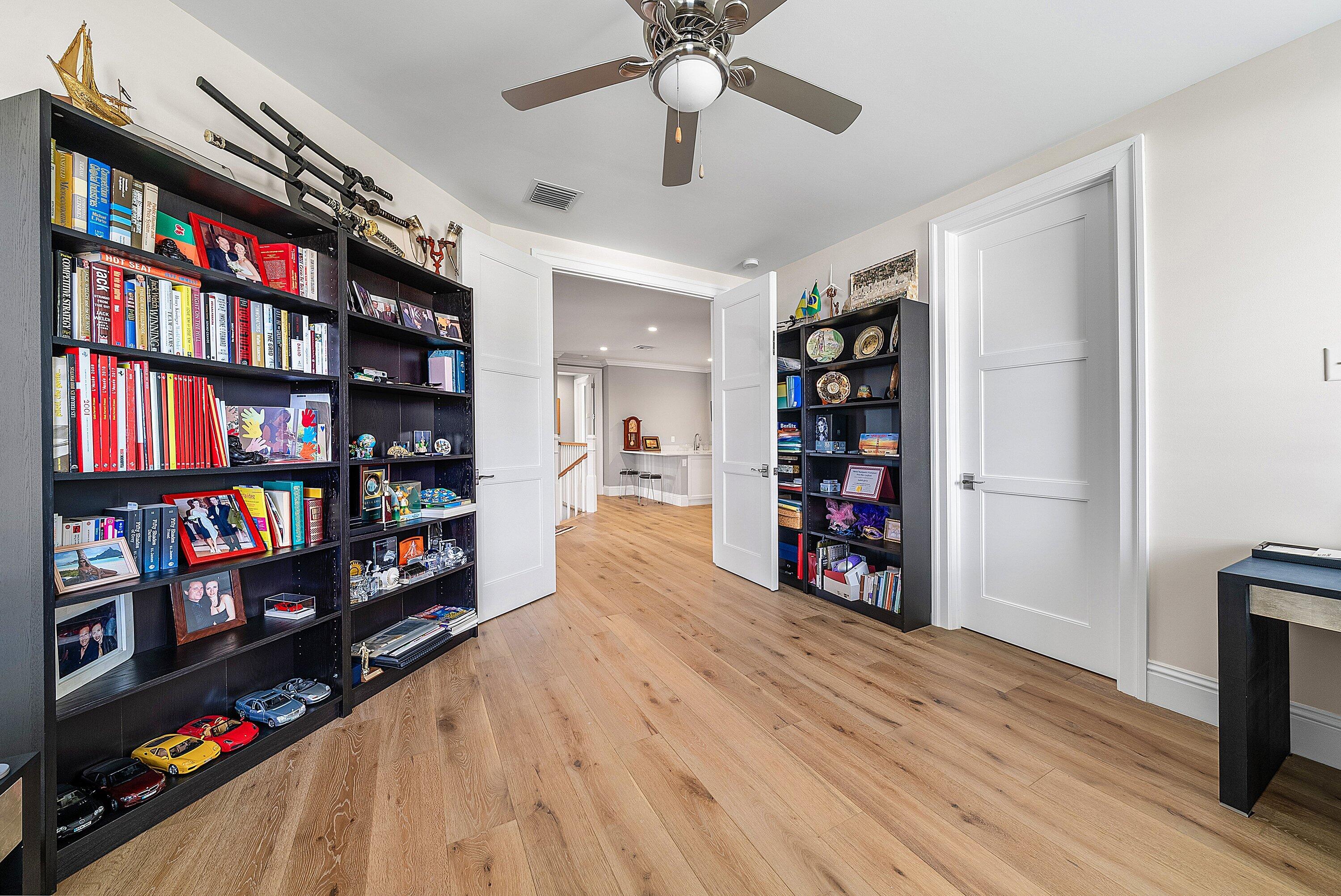 4600 Bocaire Boulevard