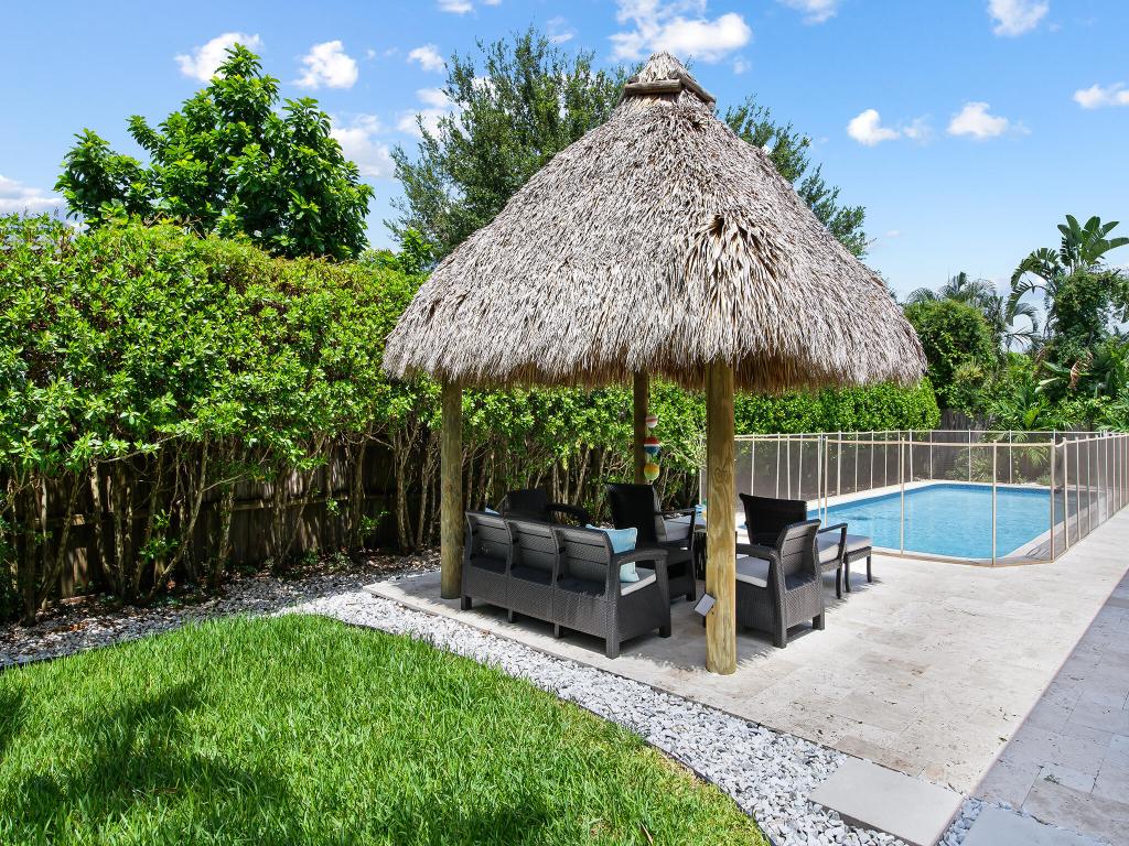 2401 NE 45th Street, Lighthouse Point