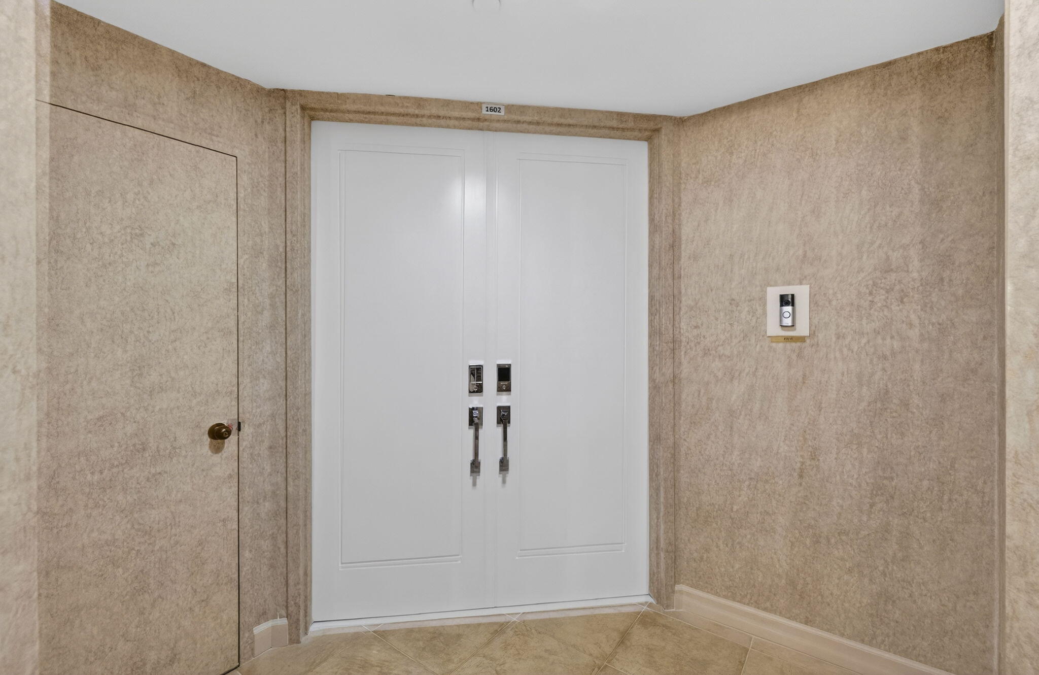 1500 S Ocean Boulevard 1602, Boca Raton Unit: 1602