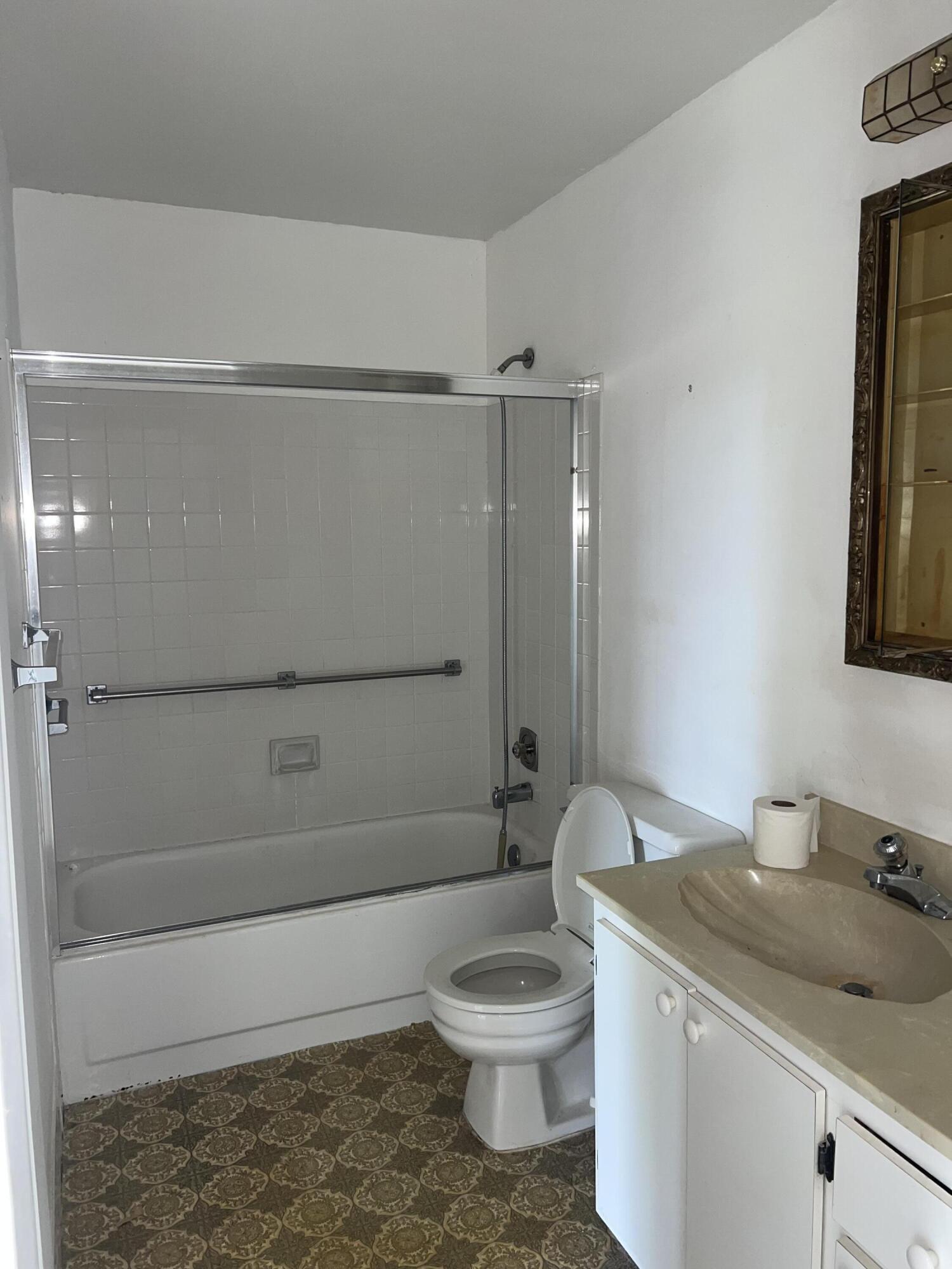 5800 Fernley Drive W 3, Greenacres Unit: 3