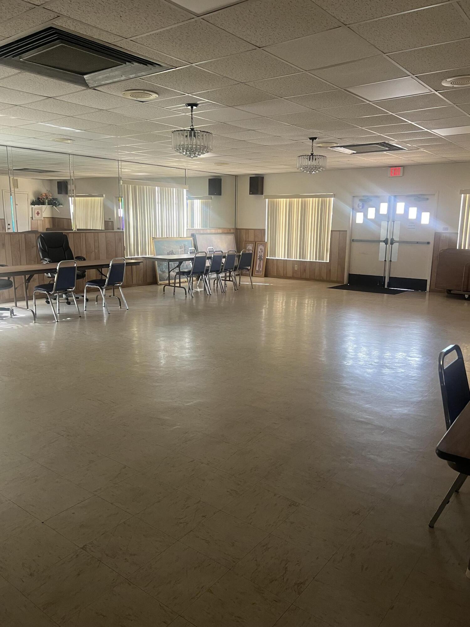 5800 Fernley Drive W 3, Greenacres Unit: 3