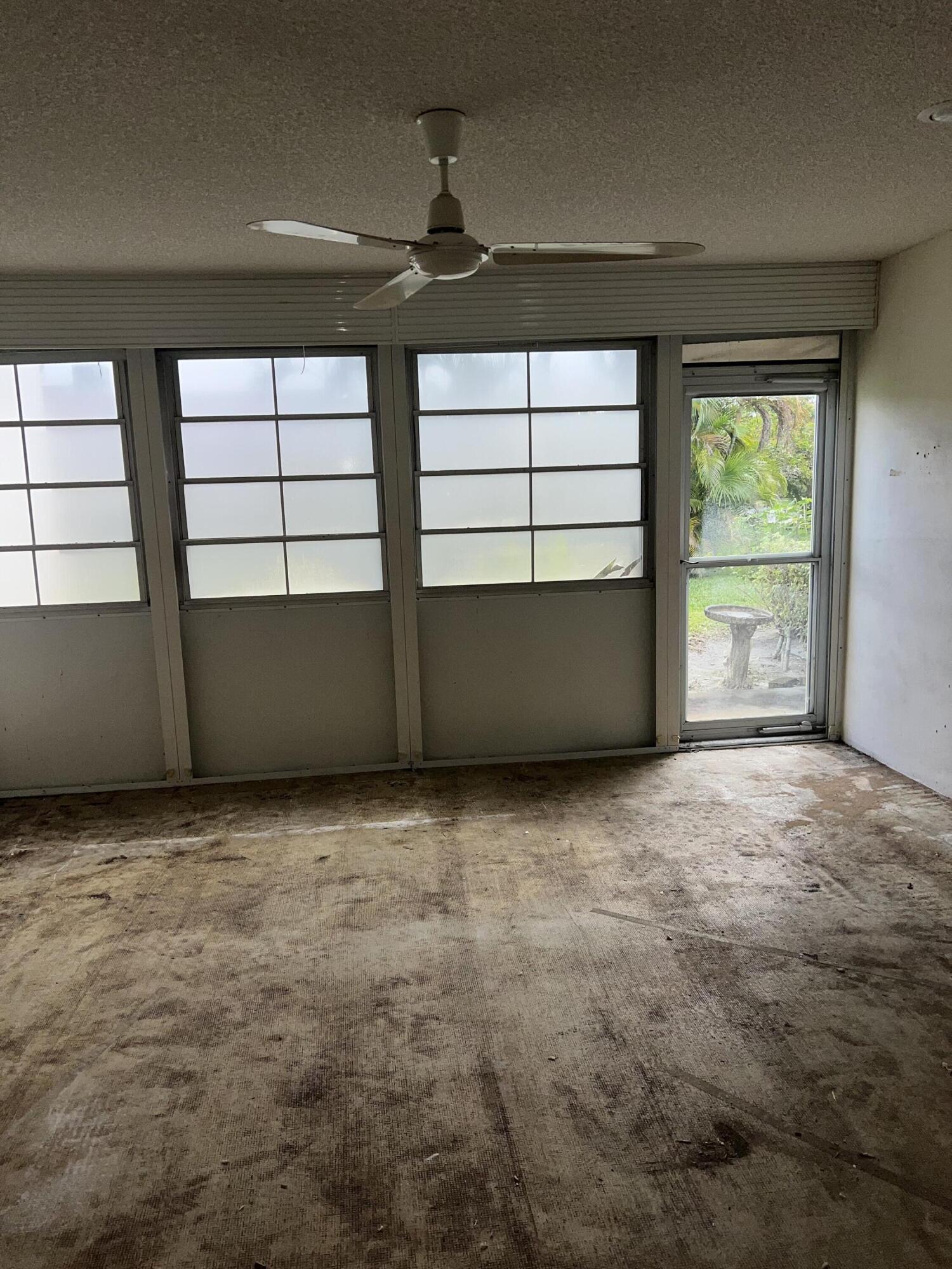 5800 Fernley Drive W 3, Greenacres Unit: 3