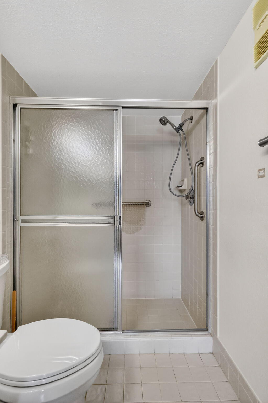 10215 N Circle Lake Drive 101