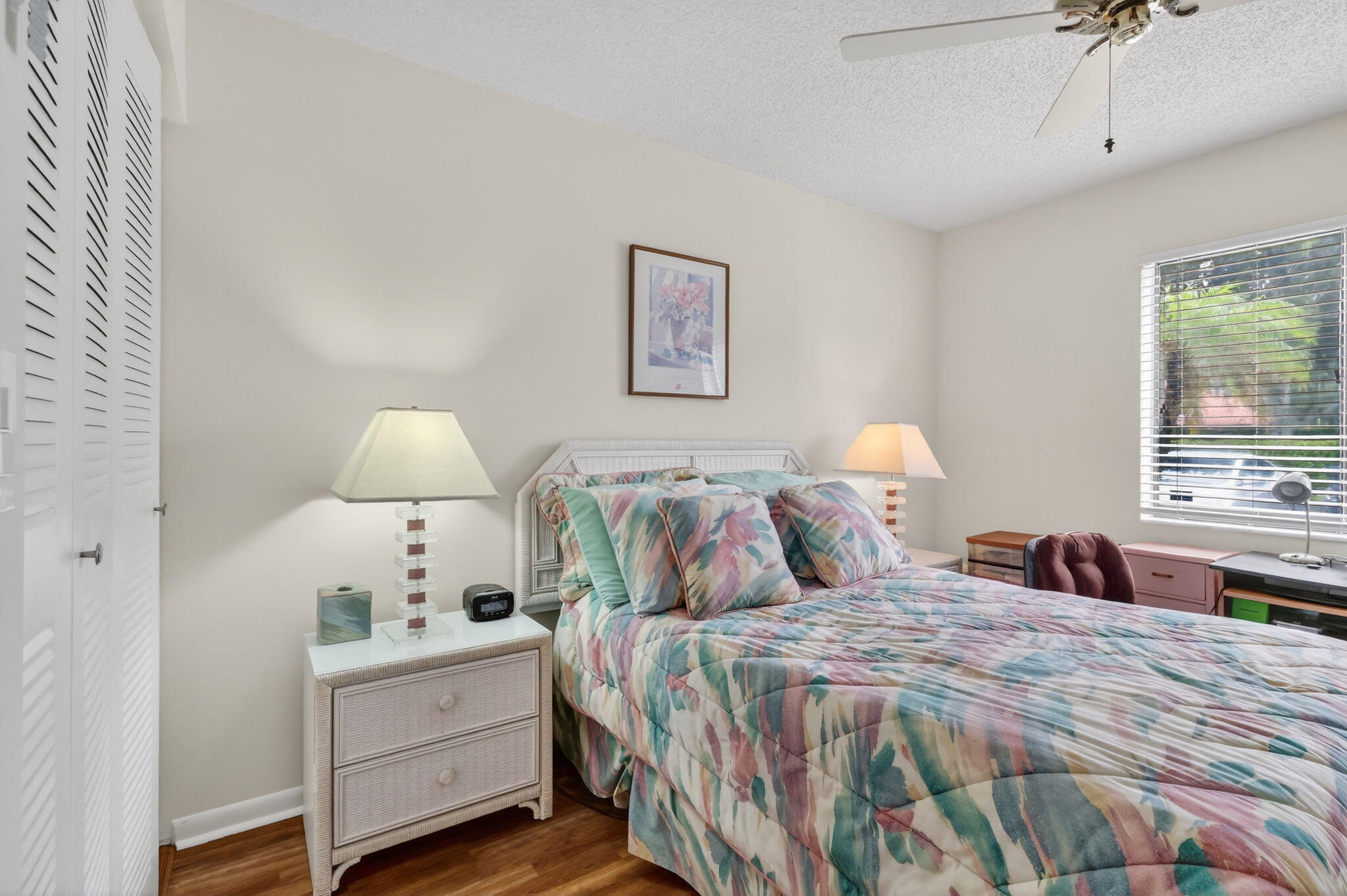 10215 N Circle Lake Drive 101