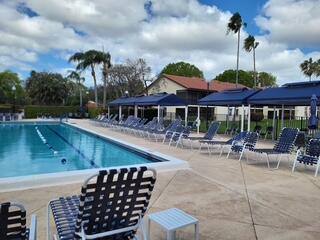 10215 N Circle Lake Drive 101