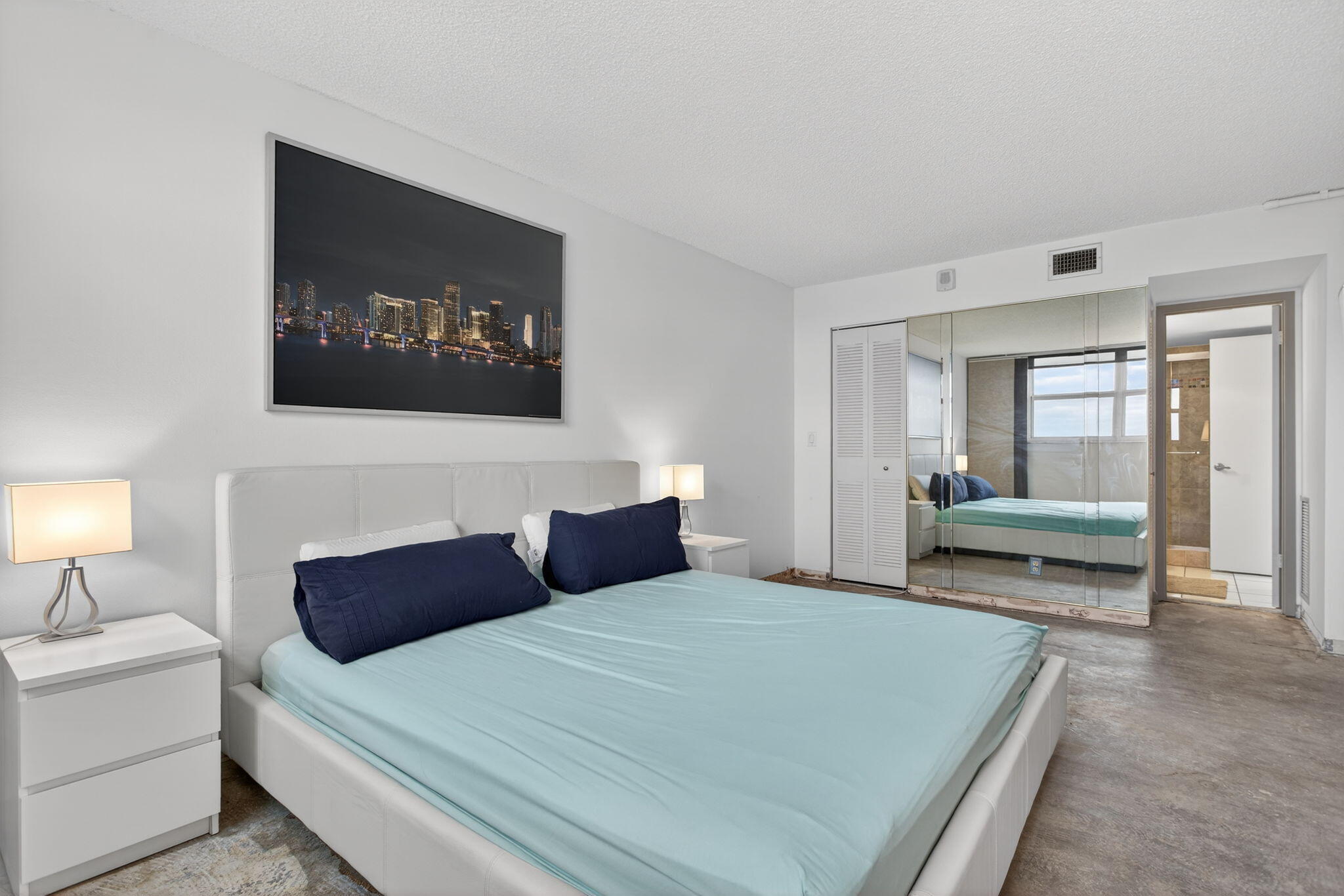 1505 N Riverside Drive 1107