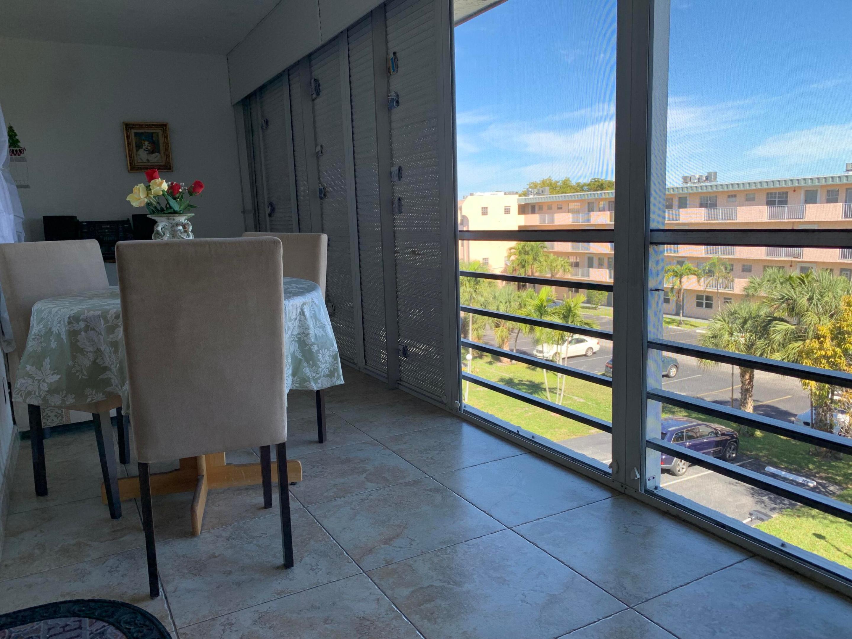 4140 NW 44th Avenue 405