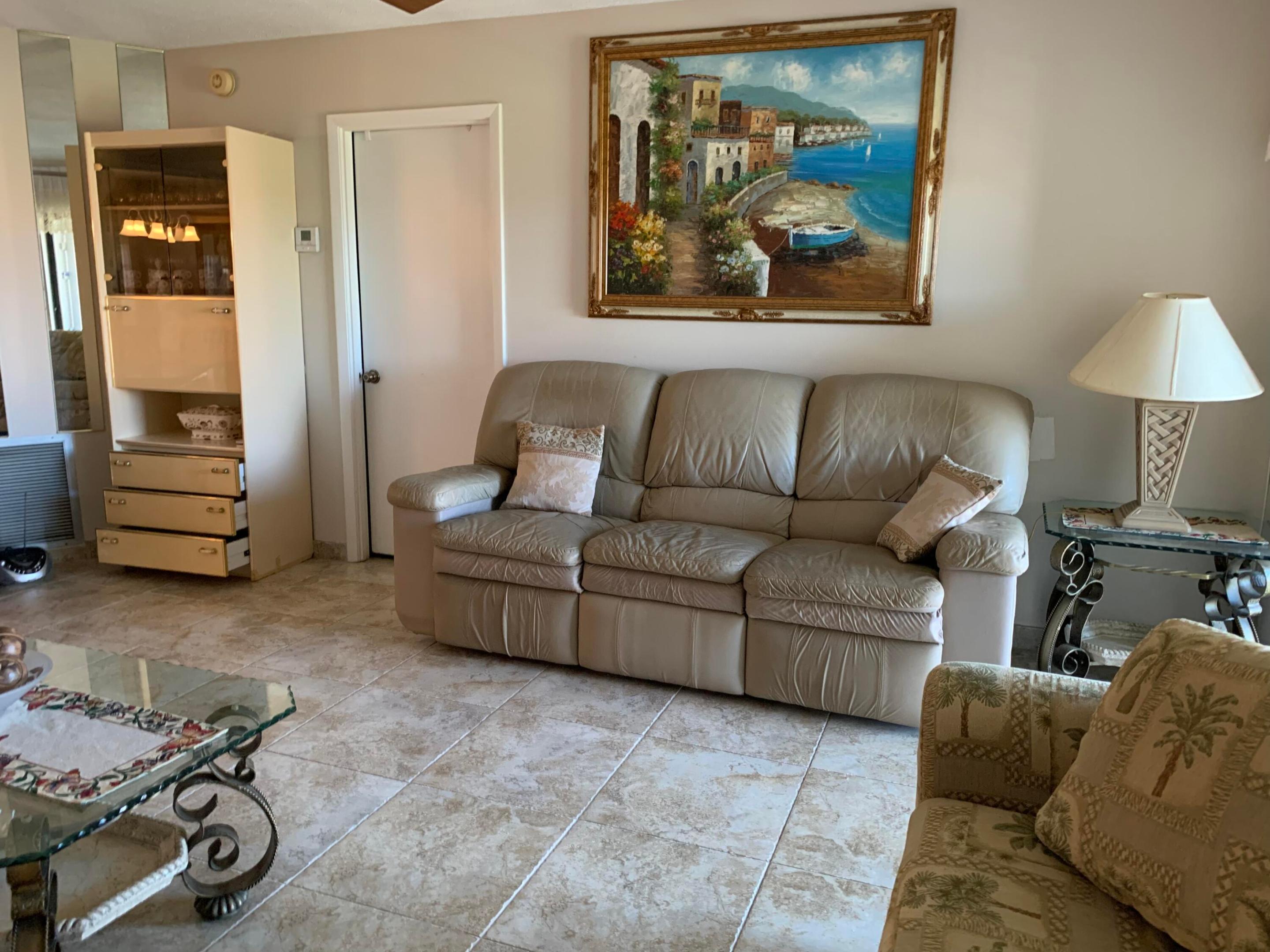 4140 NW 44th Avenue 405