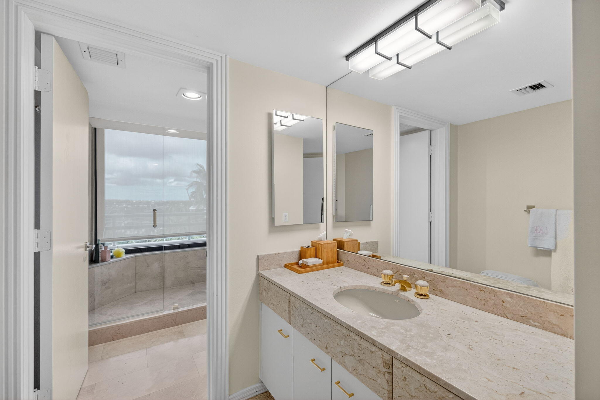 1500 S Ocean Boulevard 606