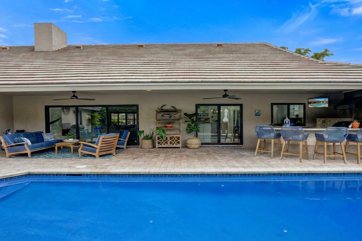 2413 NW 40th Circle