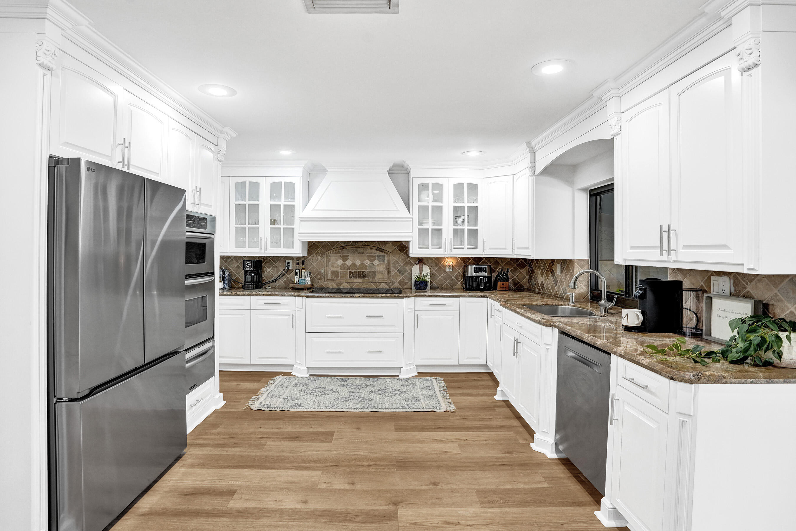 2413 NW 40th Circle