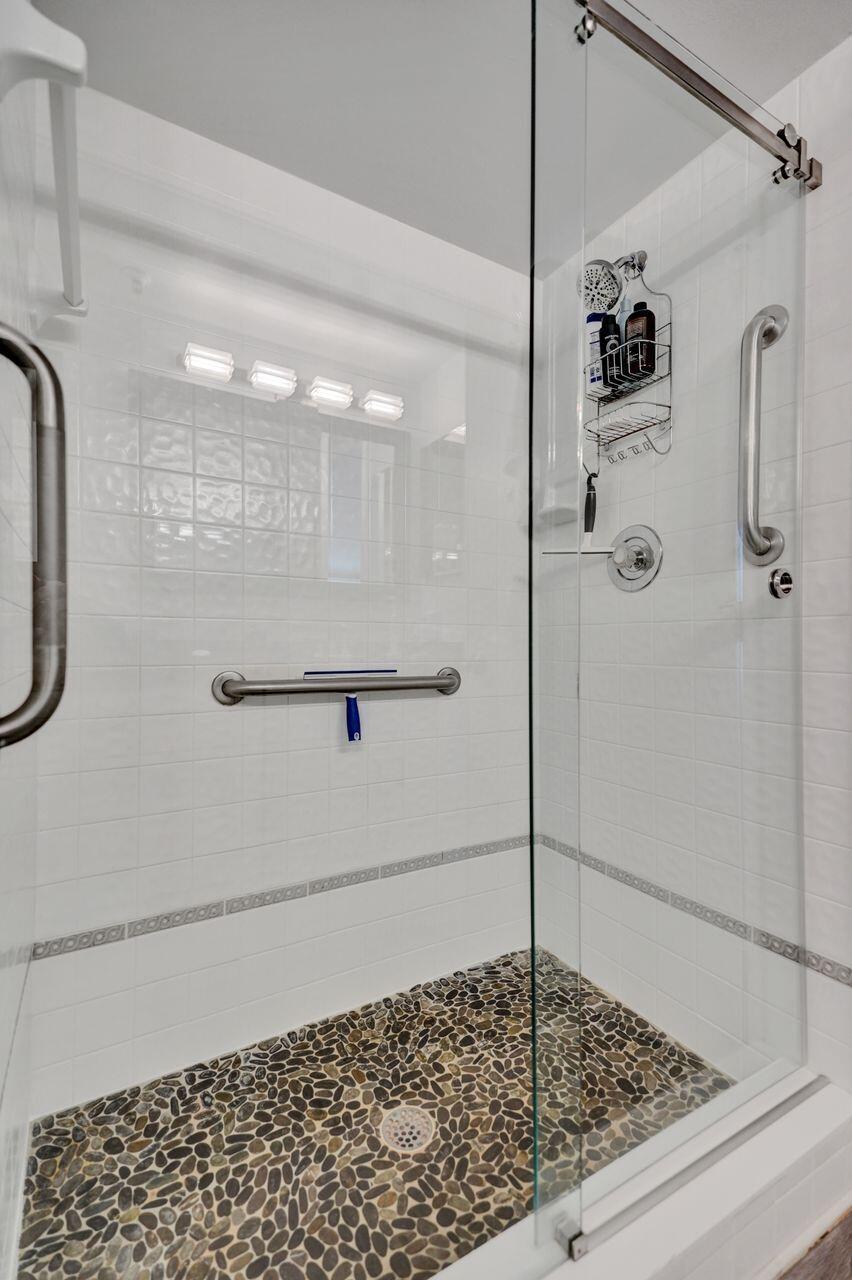 6096 Huntwick Terrace 307