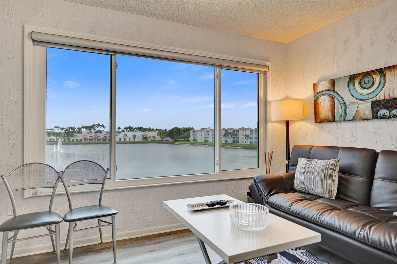 6096 Huntwick Terrace 307